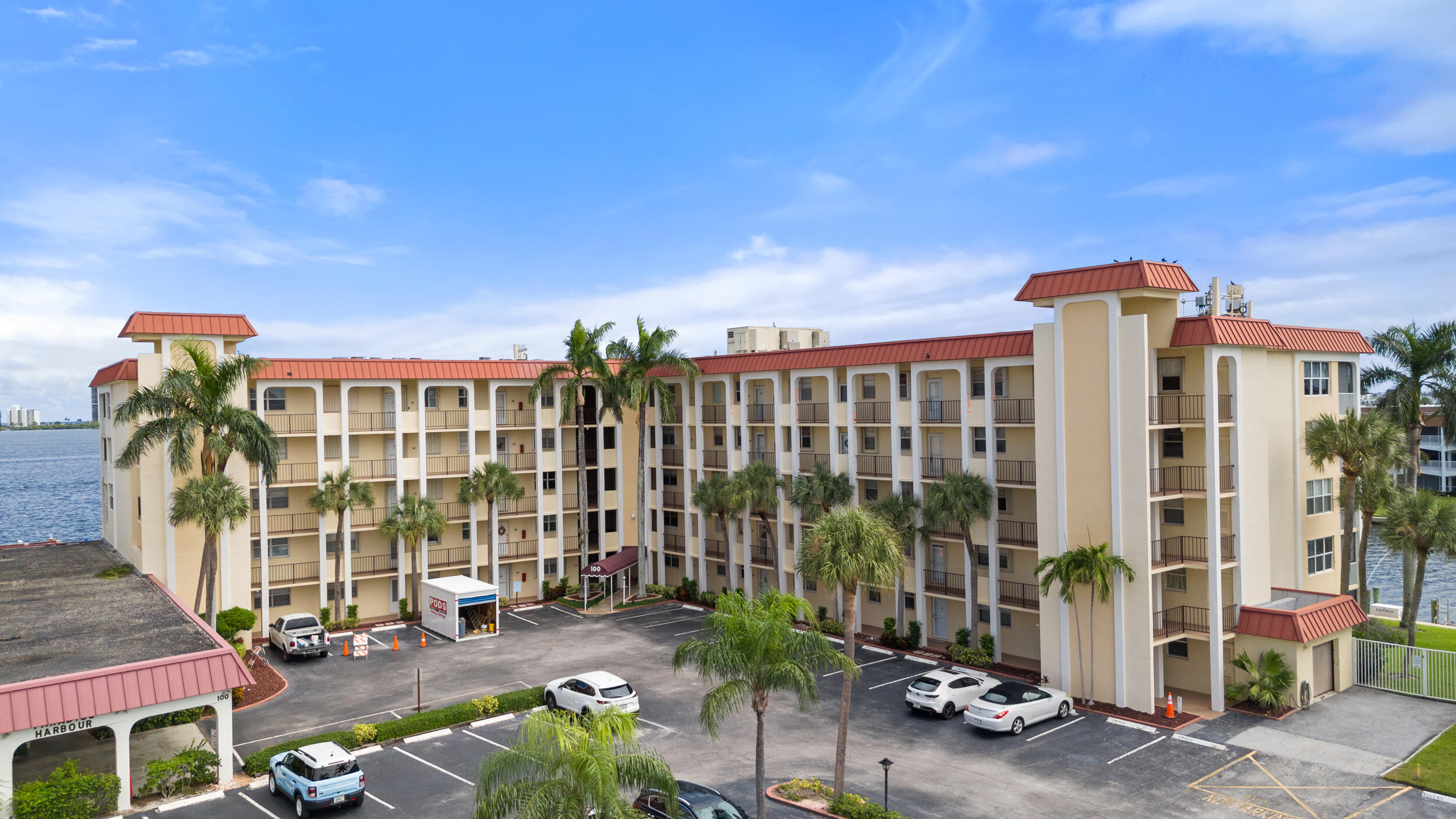 100 Paradise Harbour Boulevard 412