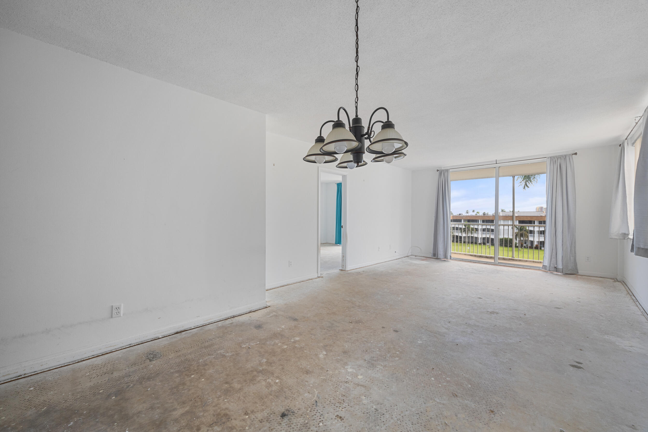 100 Paradise Harbour Boulevard 412