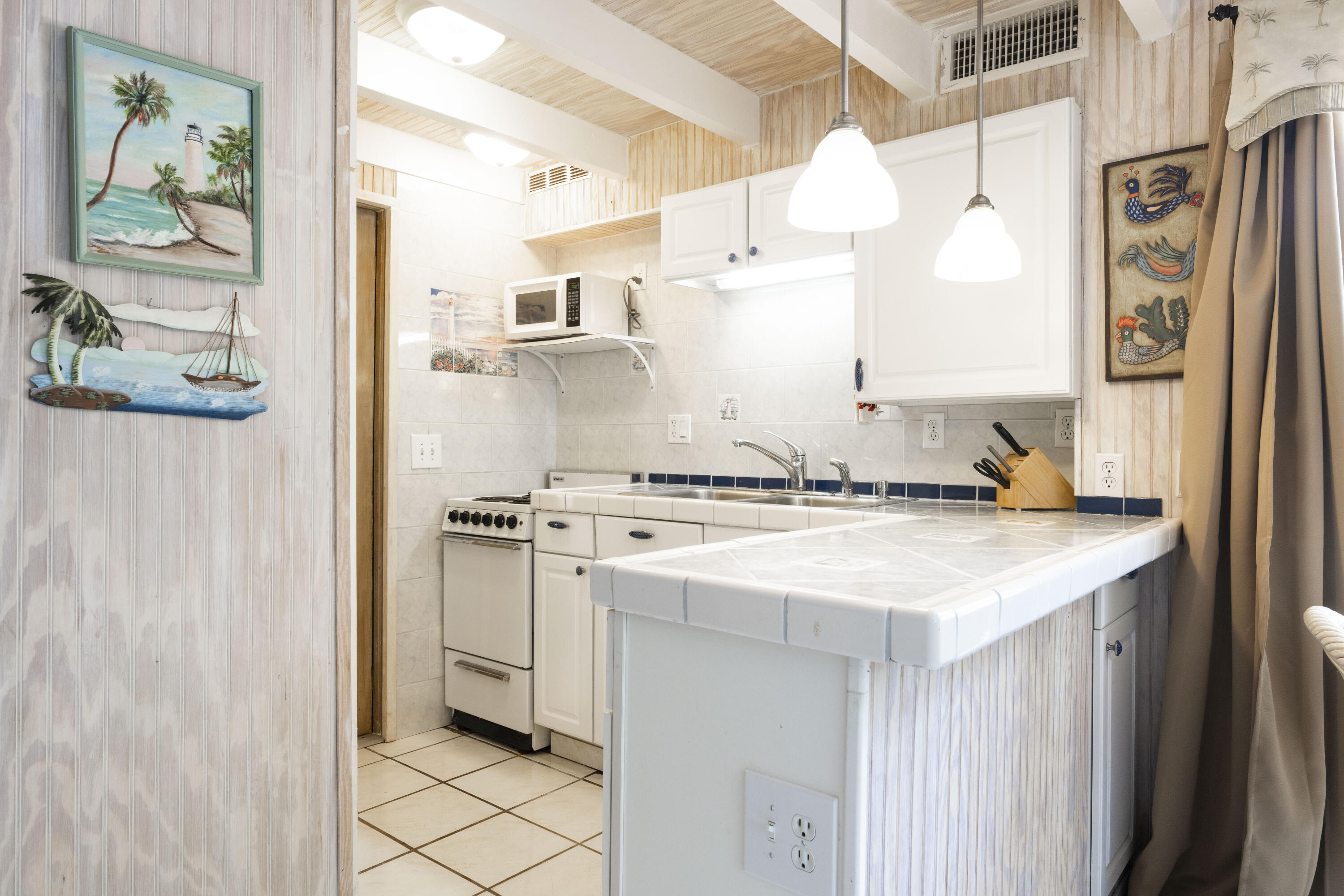 3135 S Indian River Drive