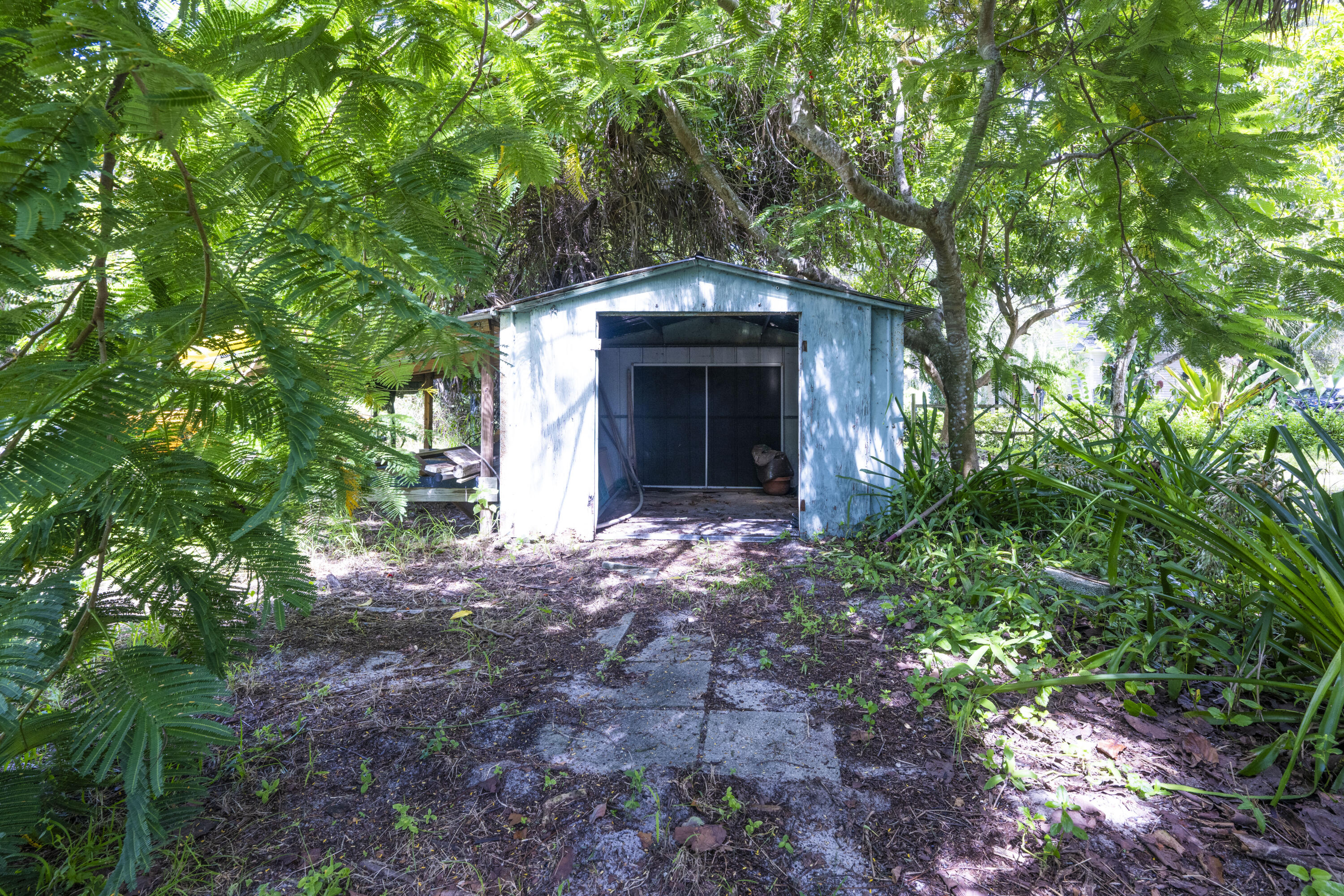 3135 S Indian River Drive