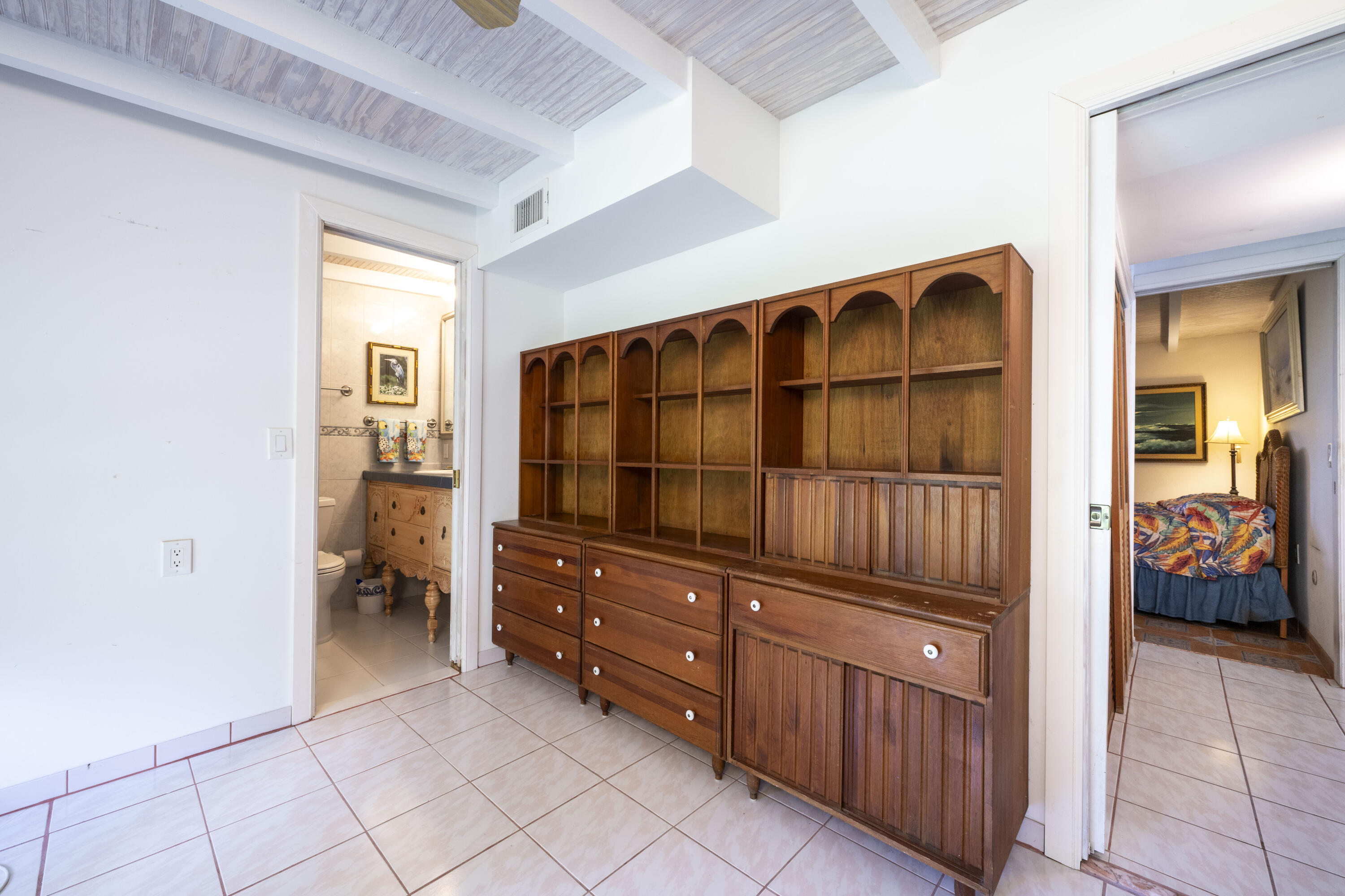 3135 S Indian River Drive