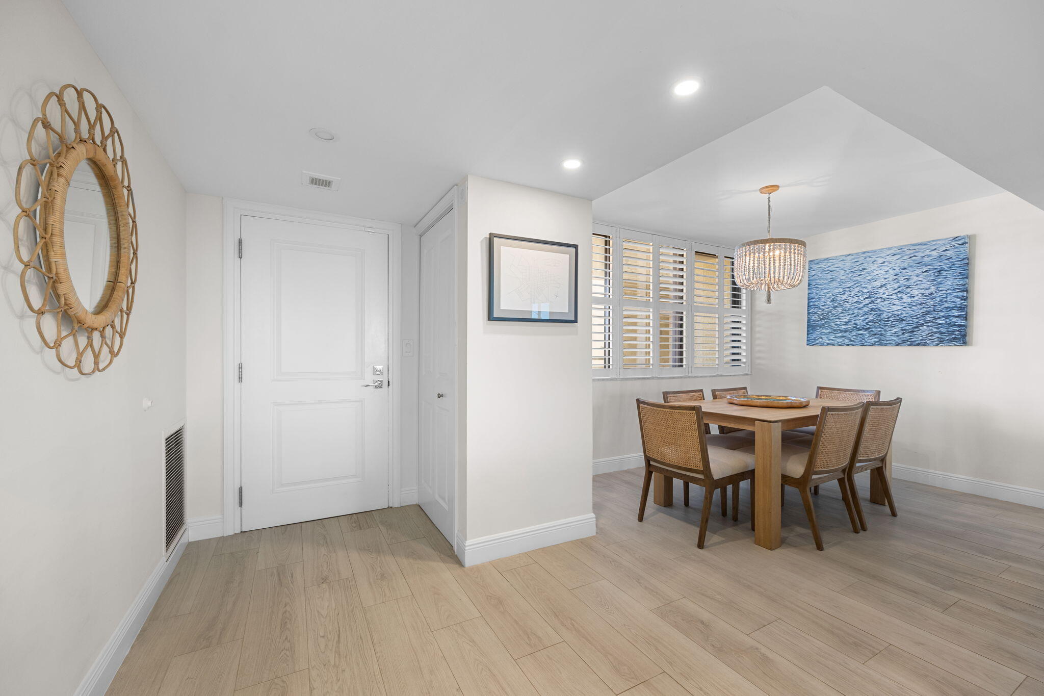 1000 N Us Highway 1 An402