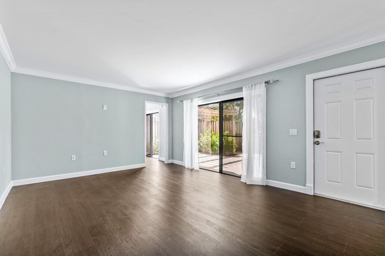201 2nd Lane