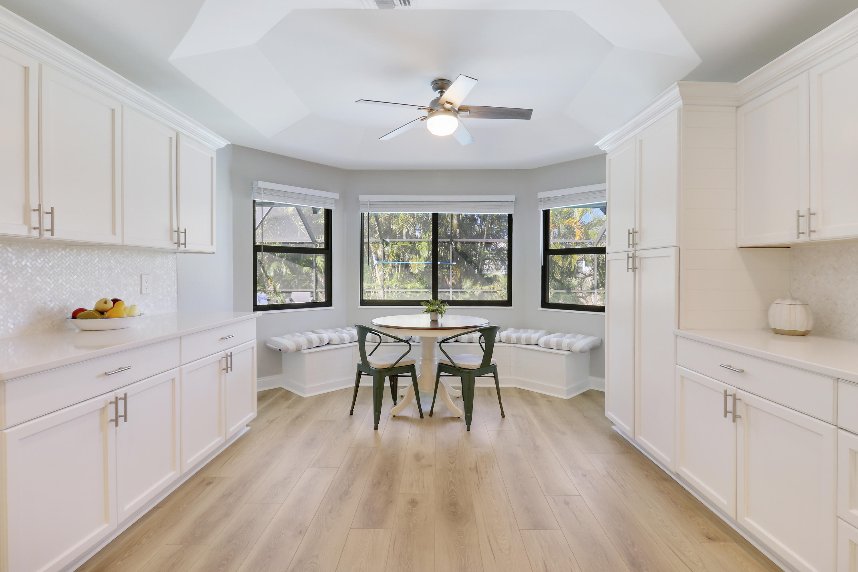 2556 SW Danbury Street