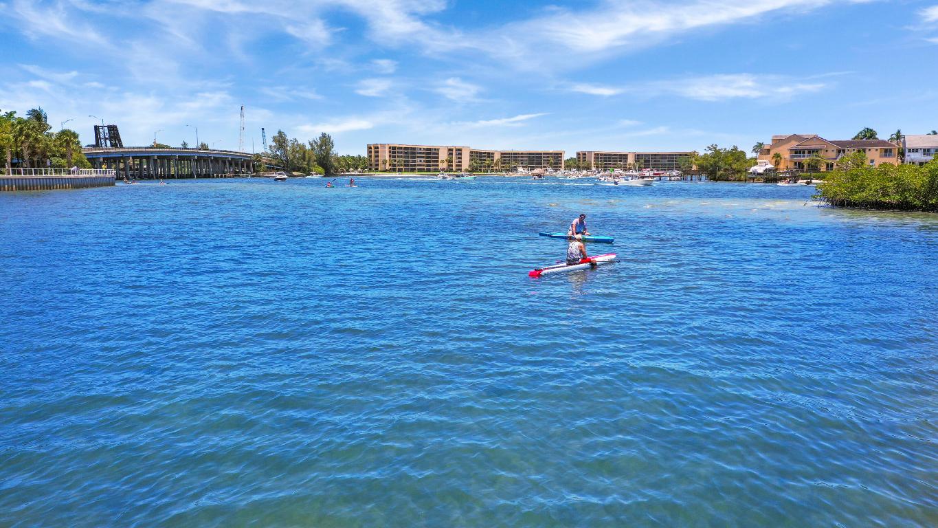 1566 Grande Cull Way