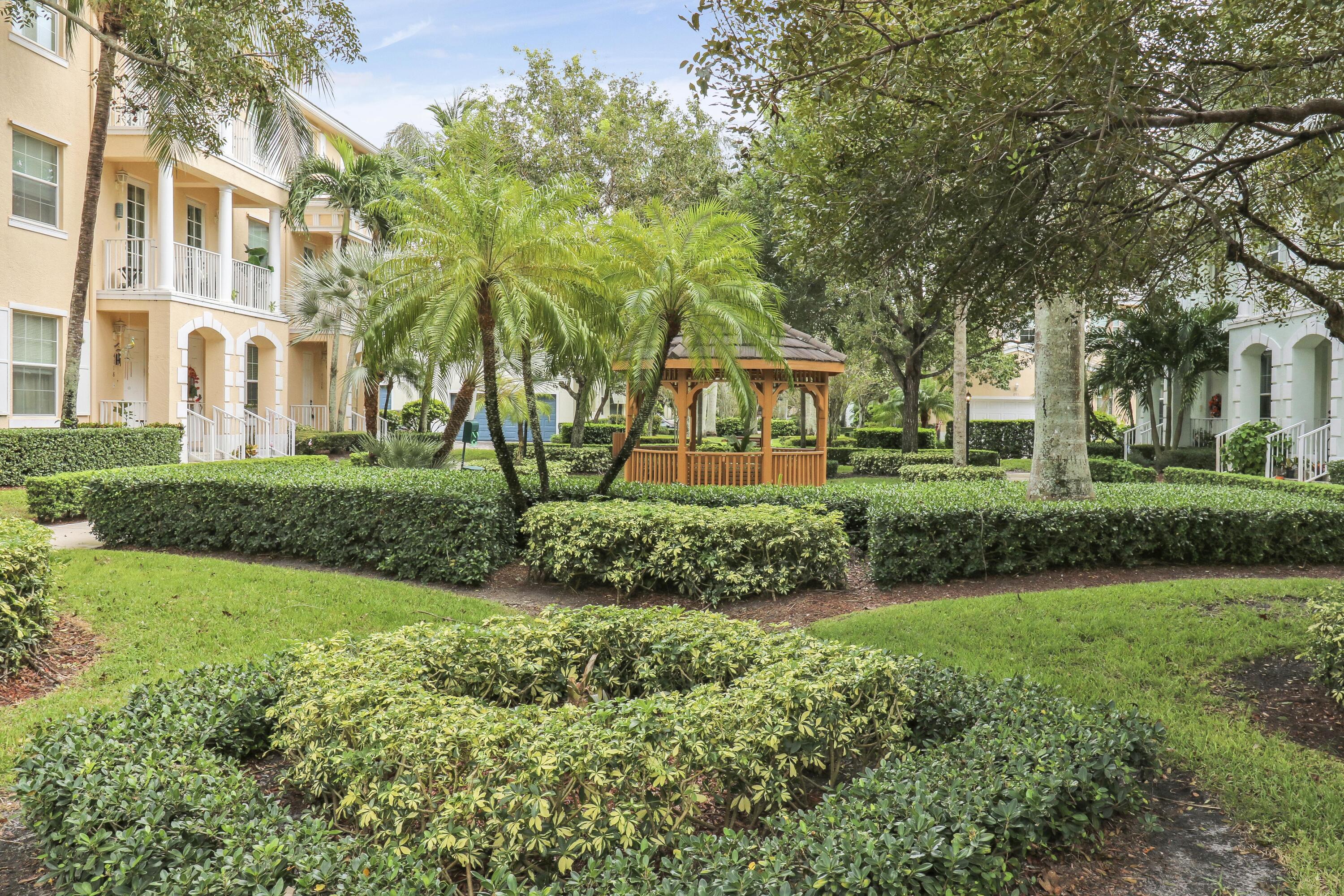 1566 Grande Cull Way