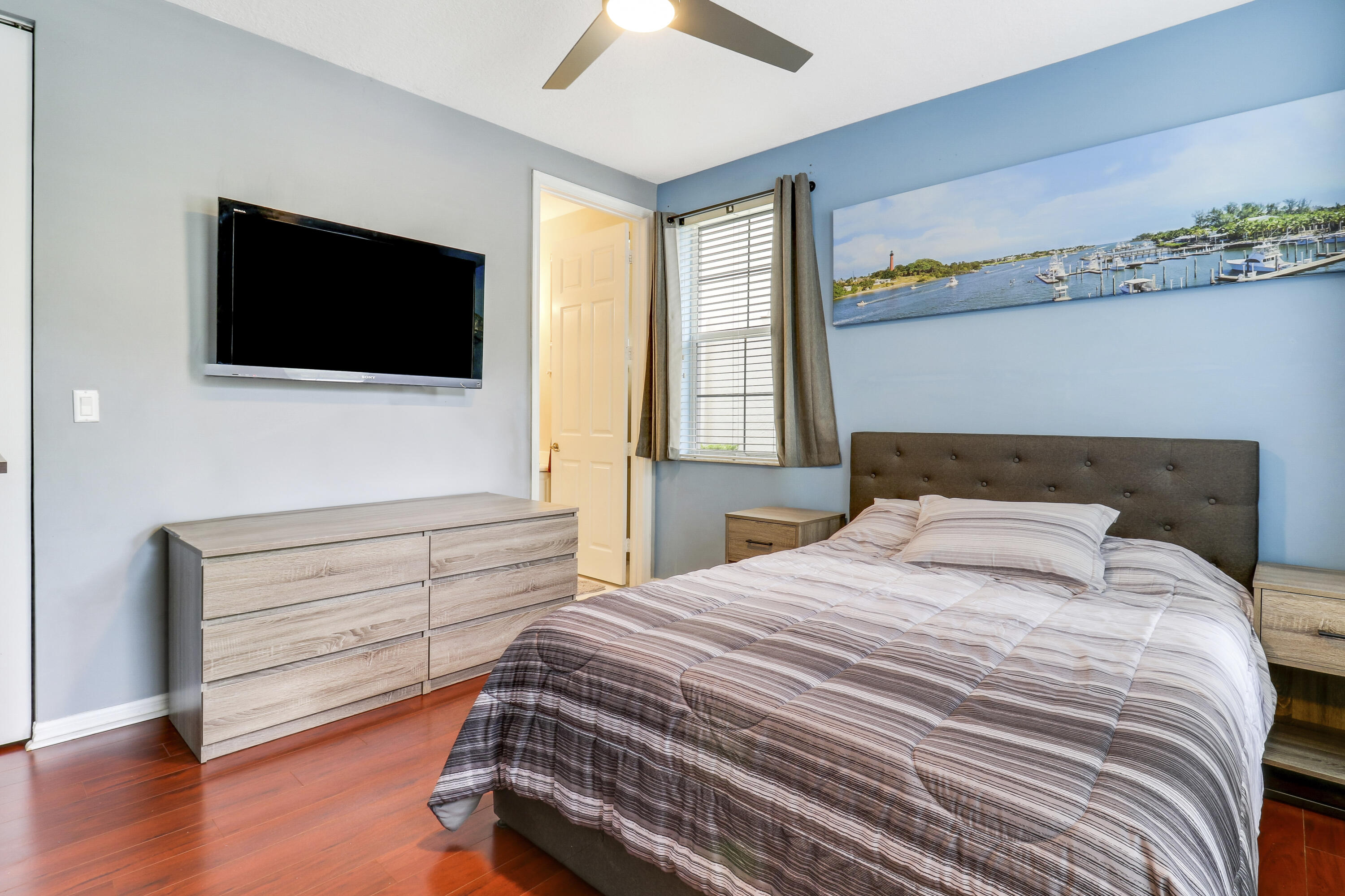 1566 Grande Cull Way