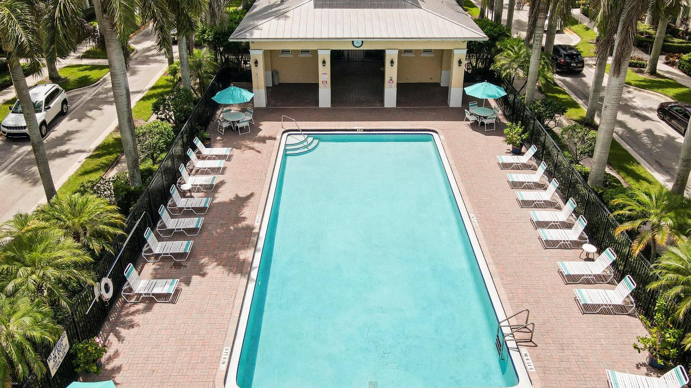 1566 Grande Cull Way