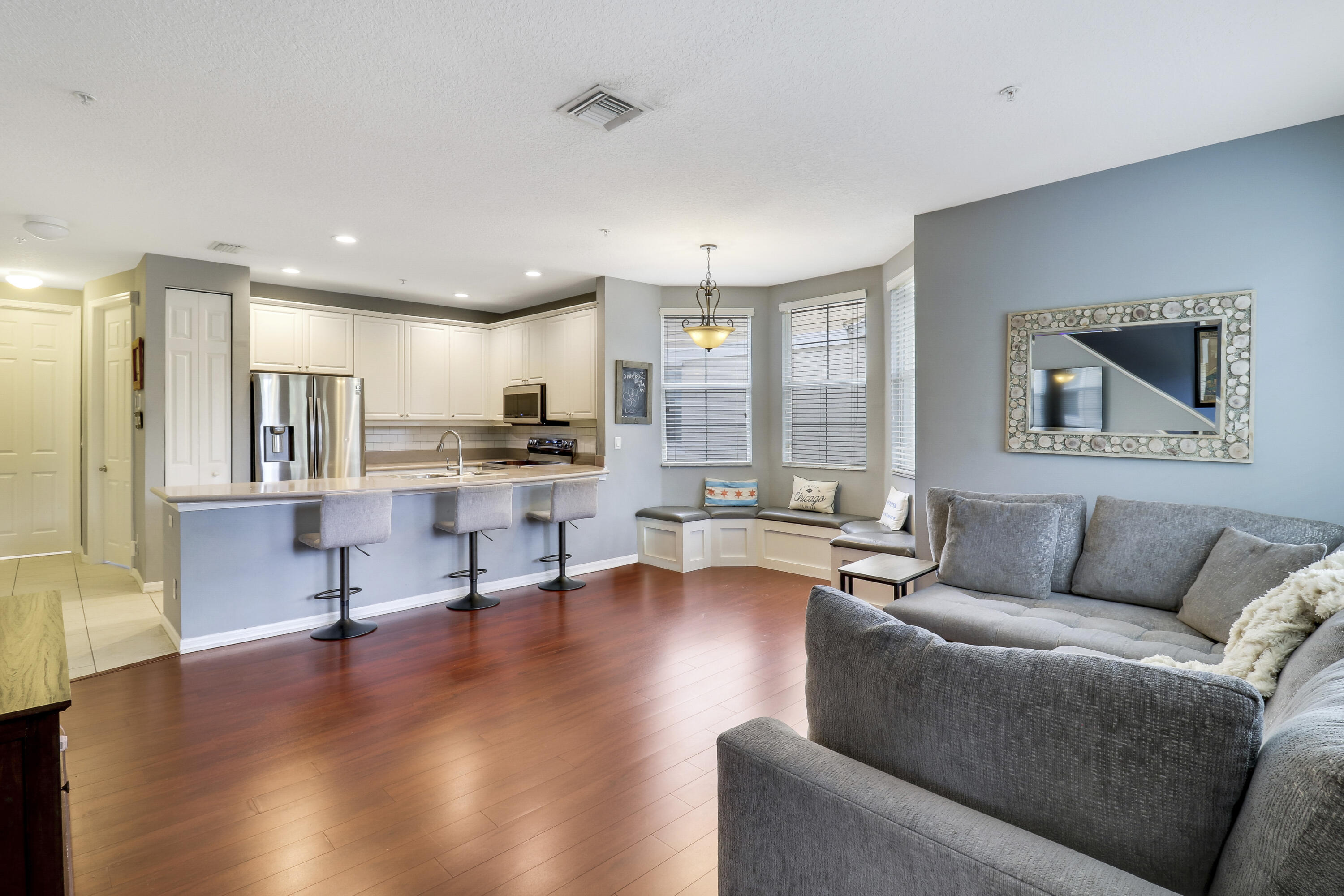 1566 Grande Cull Way