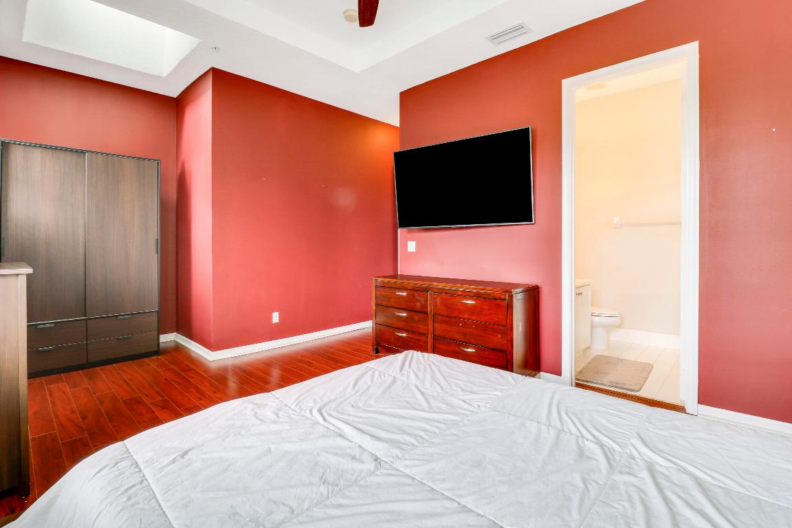 1566 Grande Cull Way