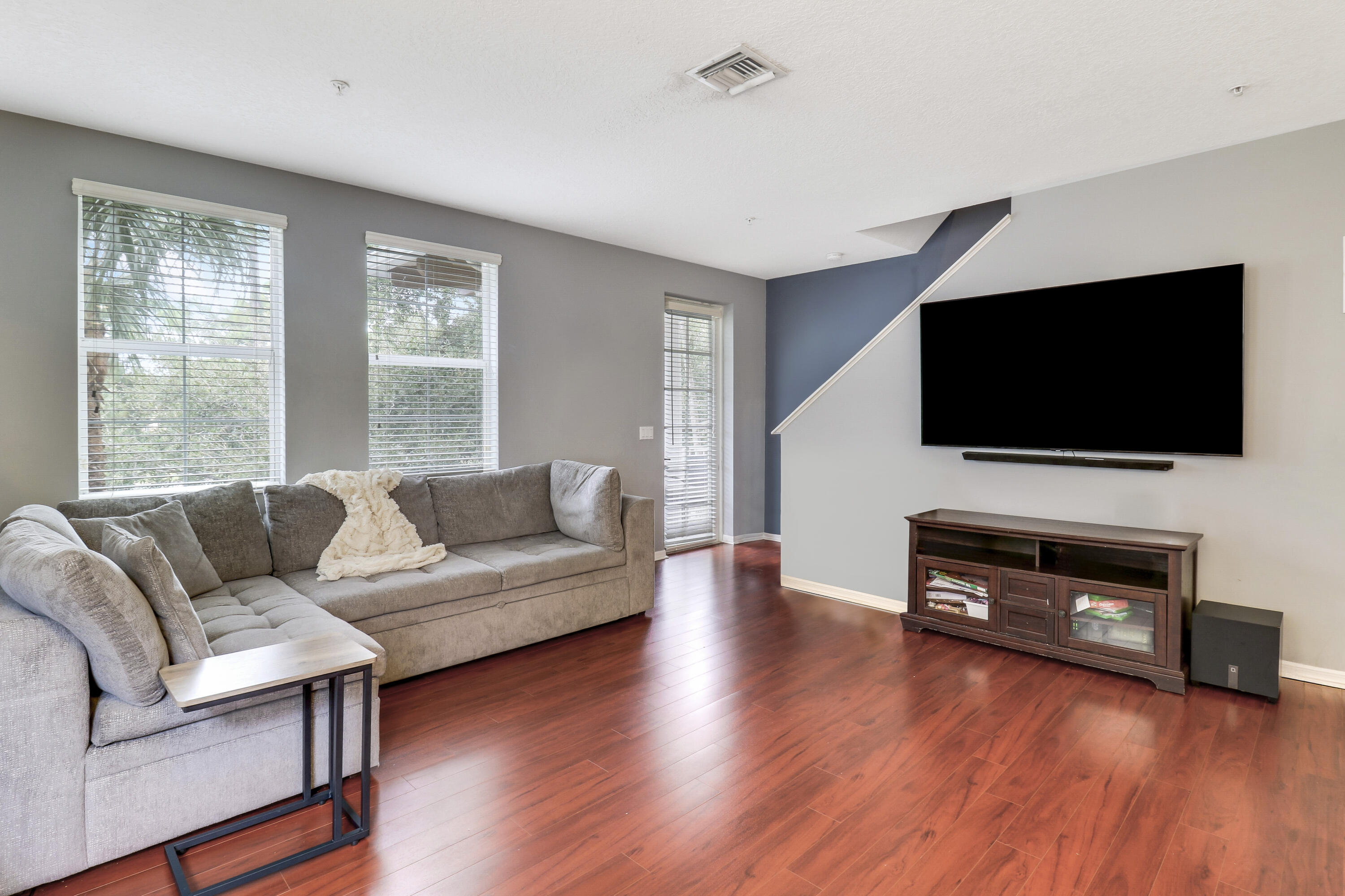 1566 Grande Cull Way