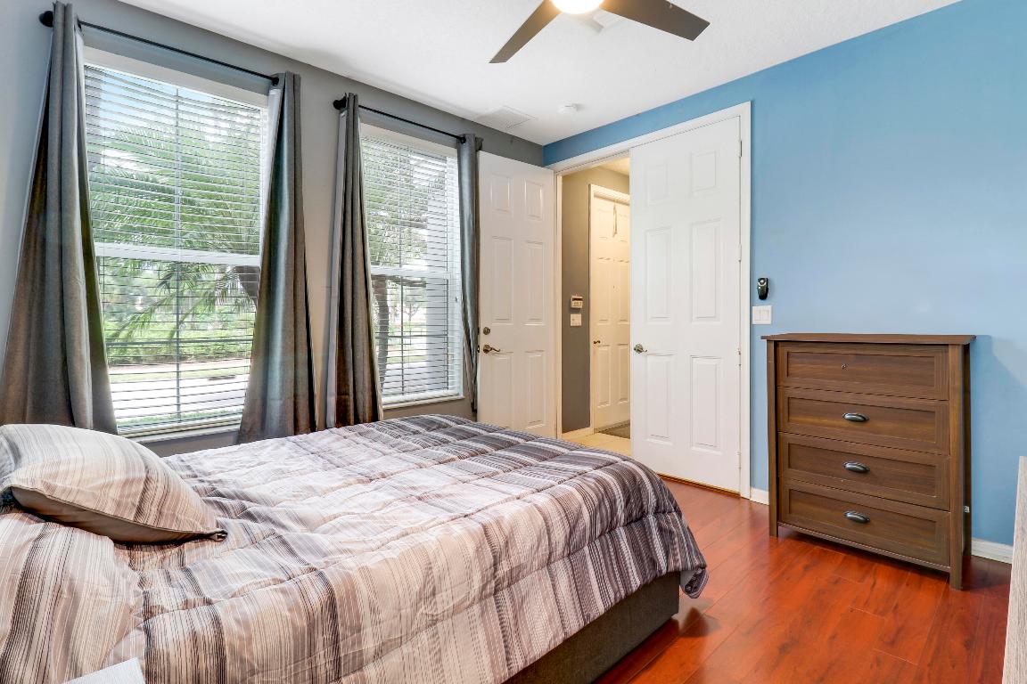 1566 Grande Cull Way