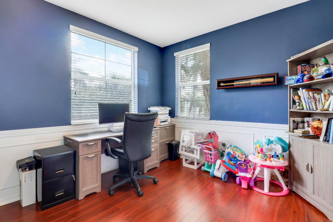 1566 Grande Cull Way