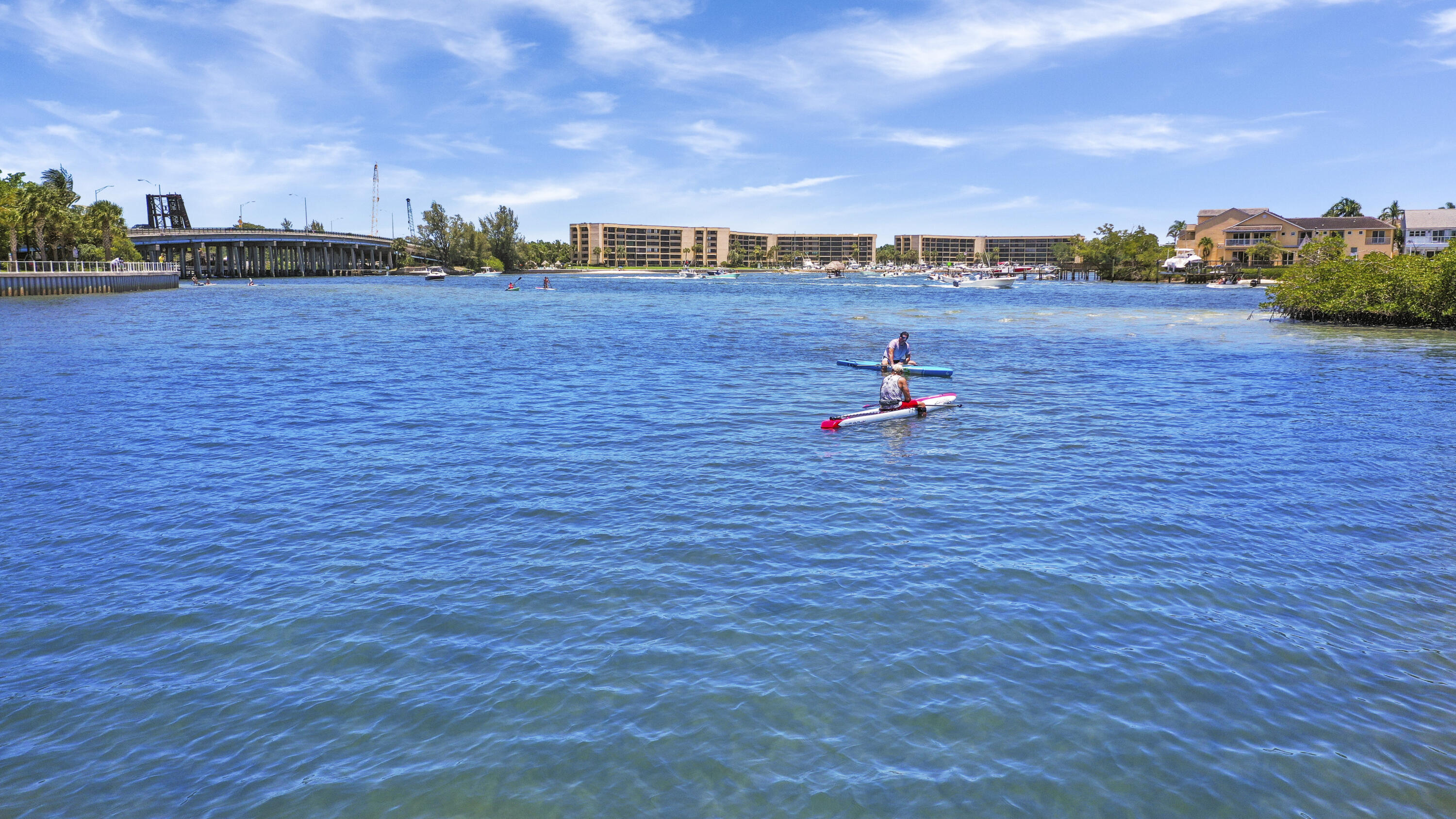 1566 Grande Cull Way