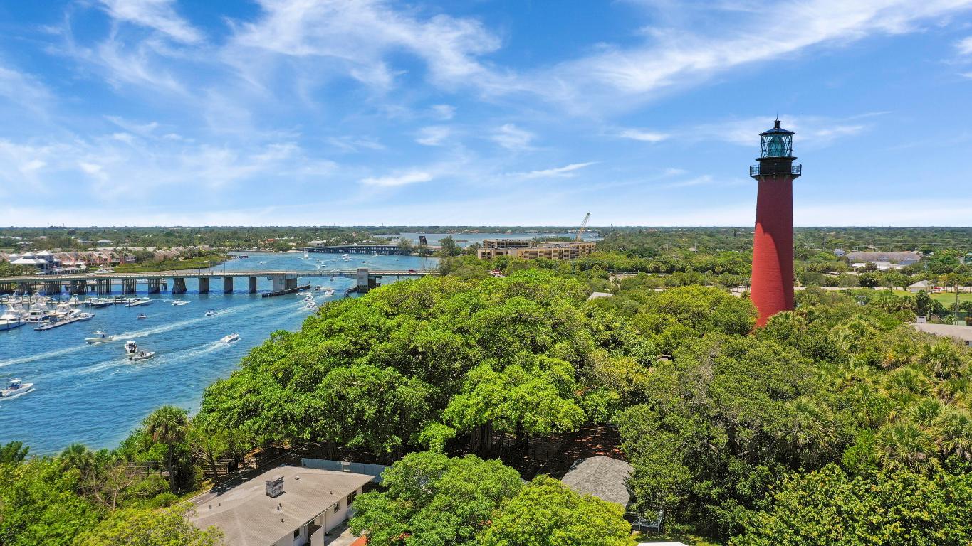 1566 Grande Cull Way