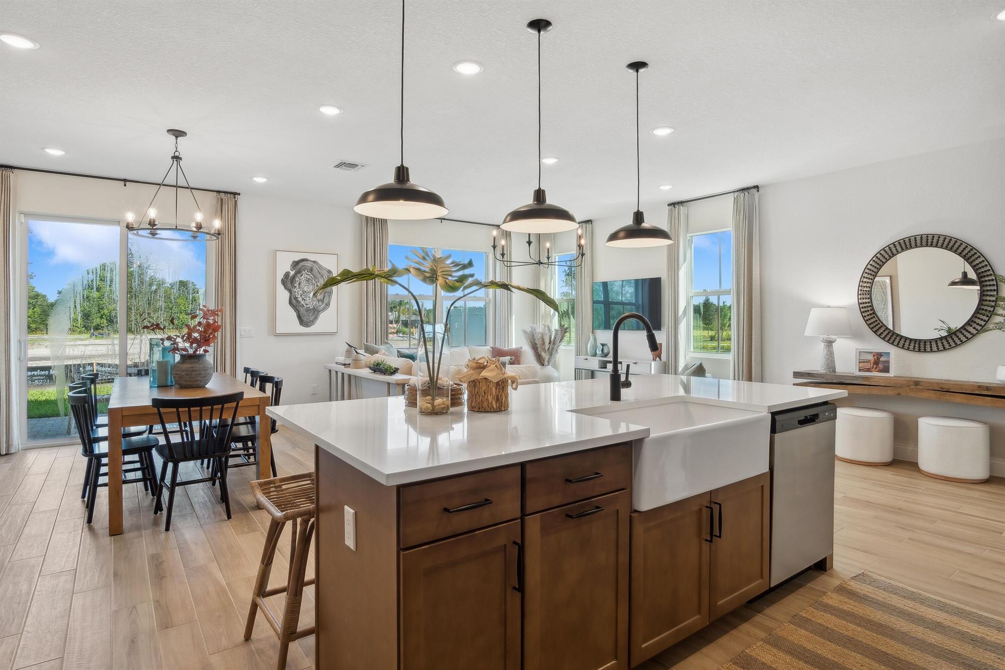 102 SE Birch Terrace 1368