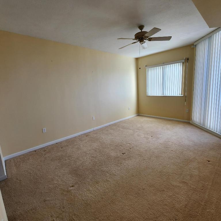 5167 N Highway A1a 1102