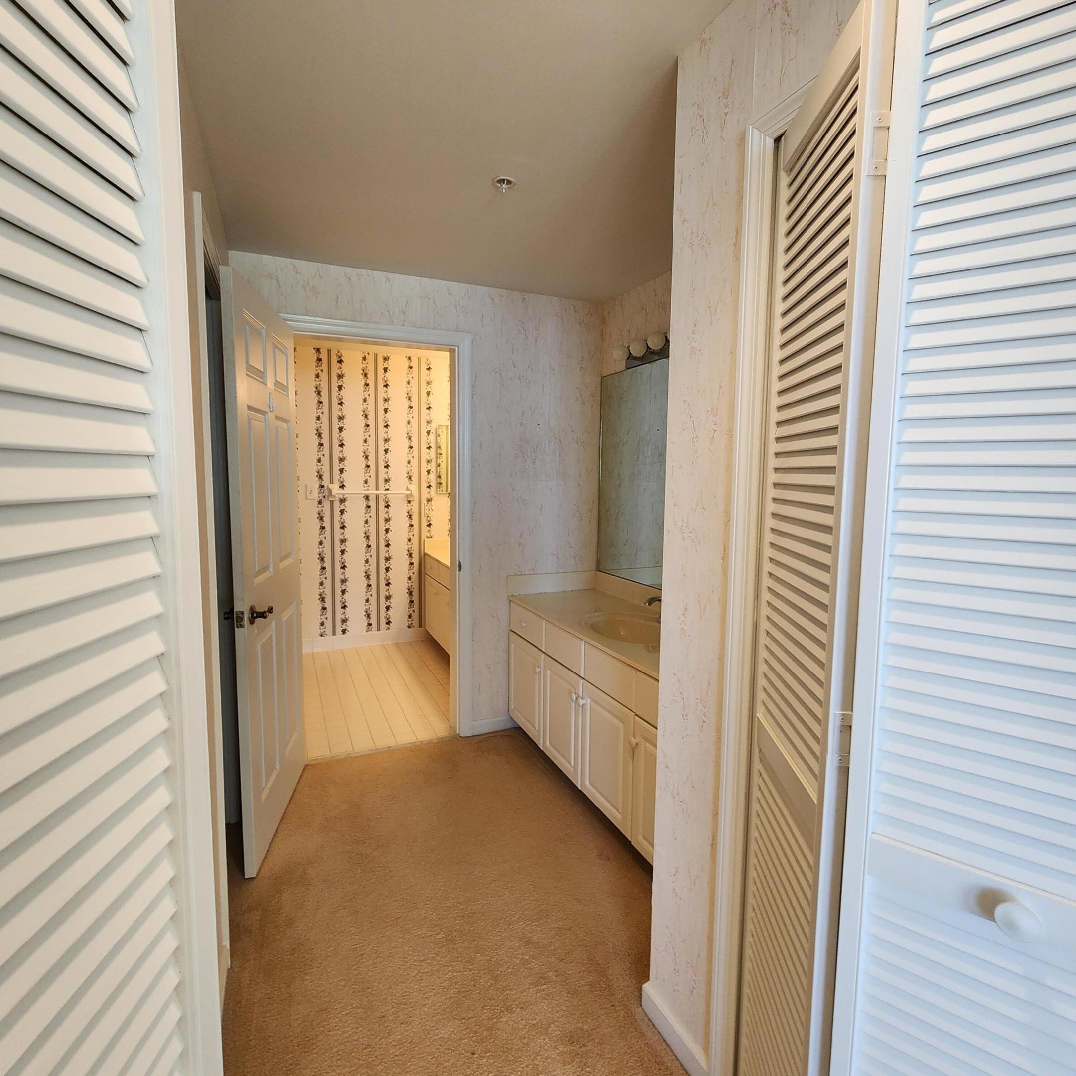 5167 N Highway A1a 1102