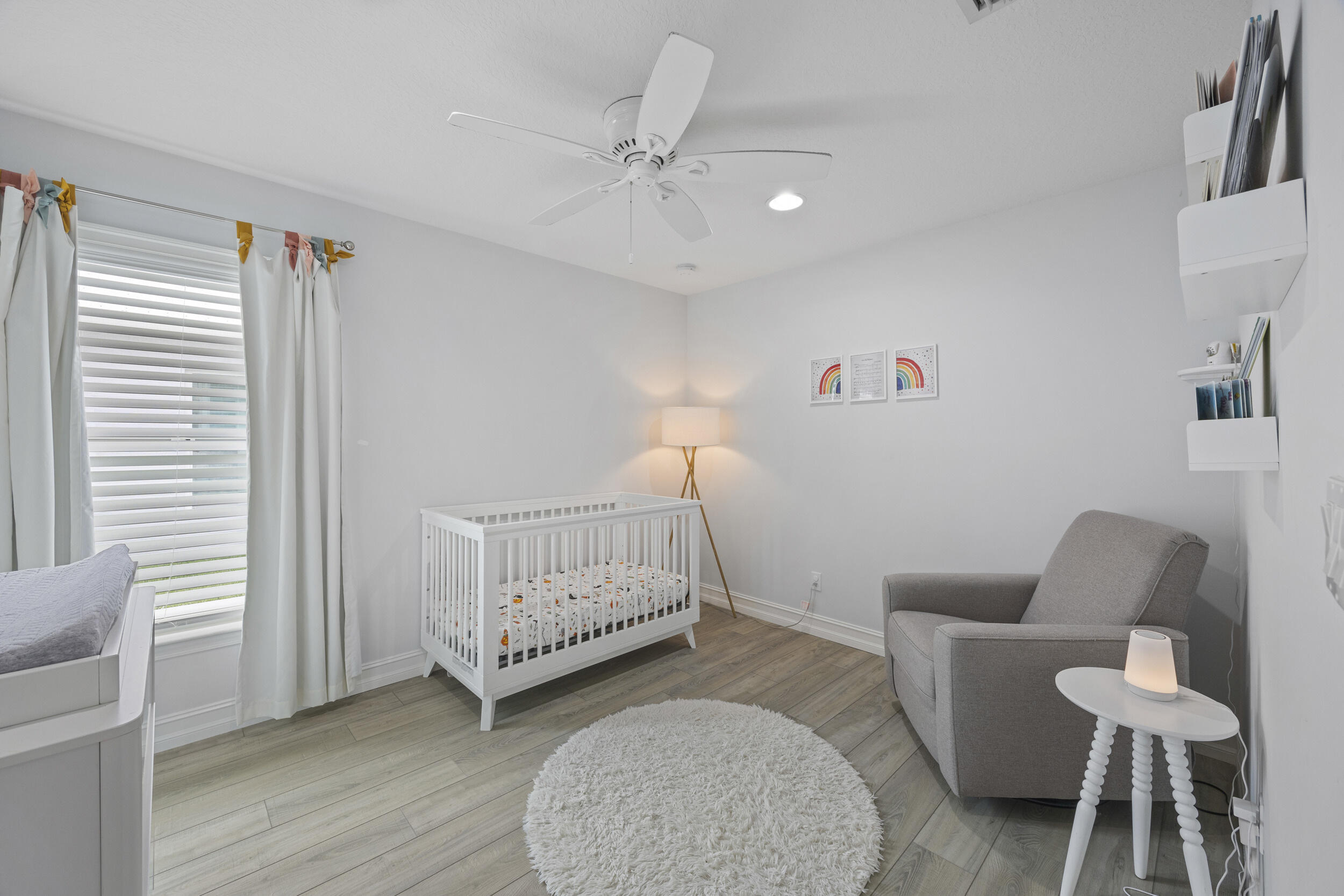 17574 Cinquez Park Road E