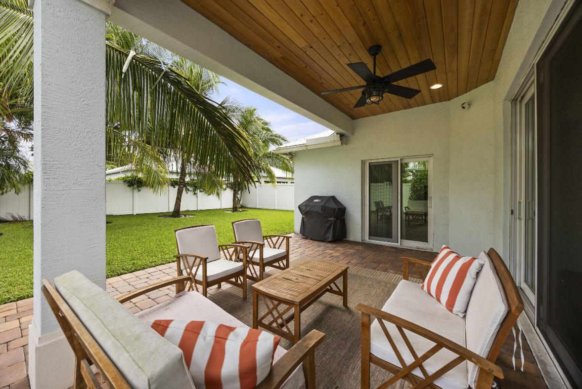 17574 Cinquez Park Road E