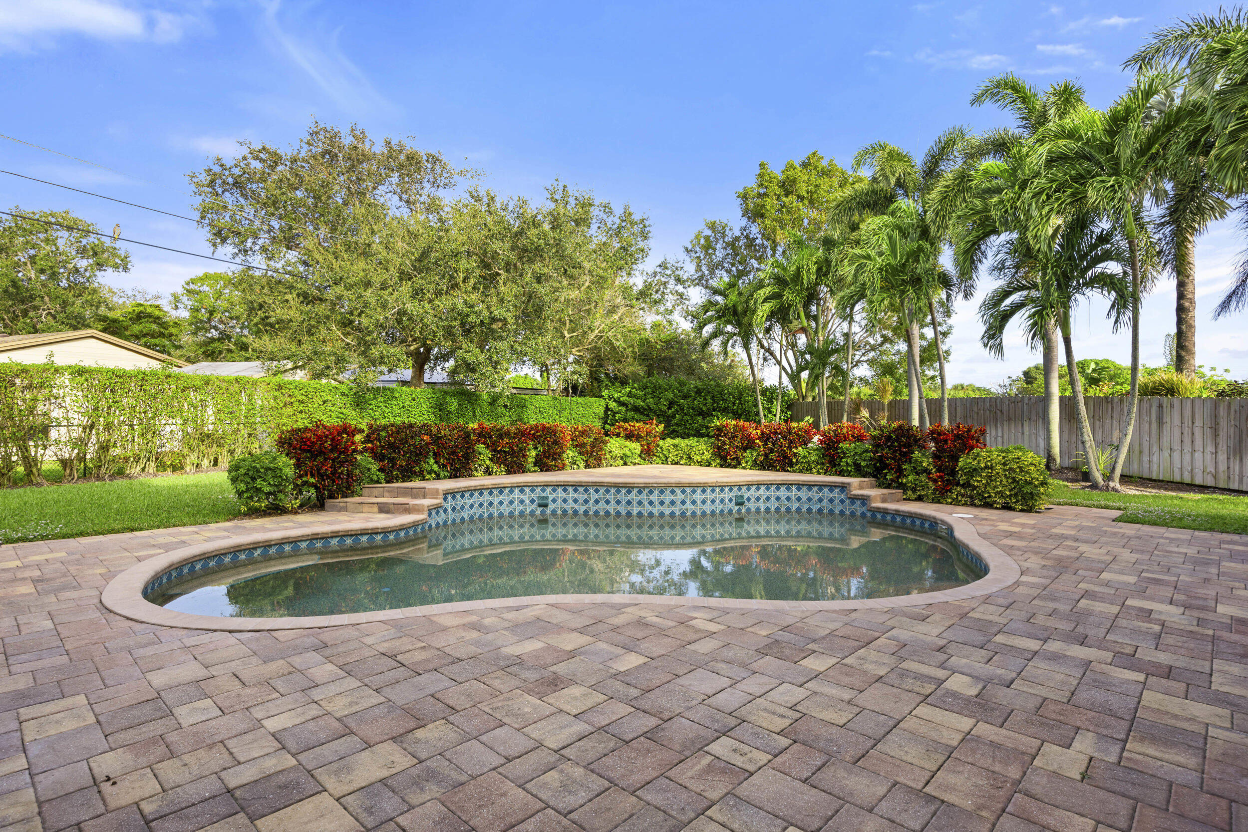129 Magnolia Way
