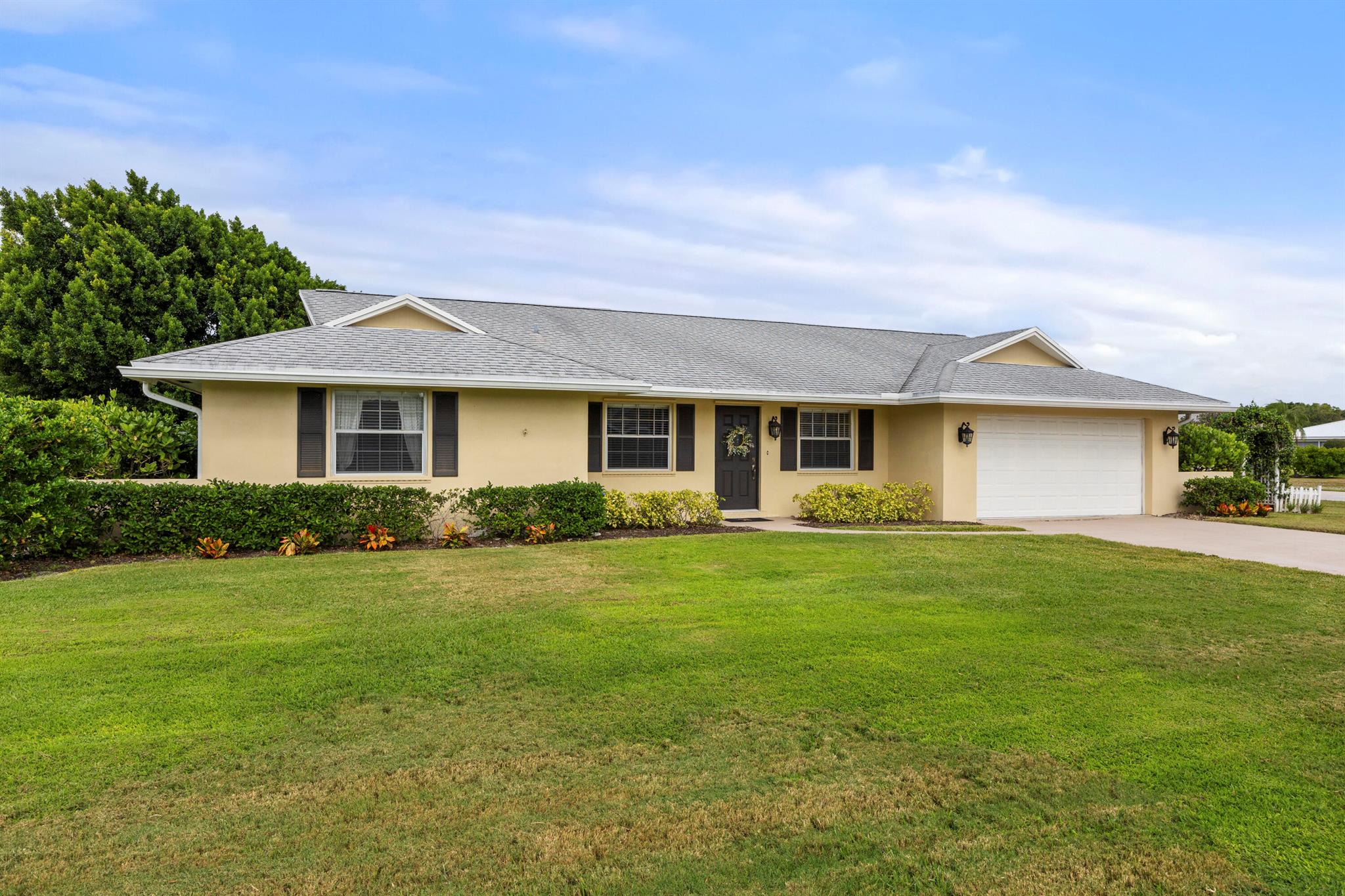 9603 SE Little Club Way S