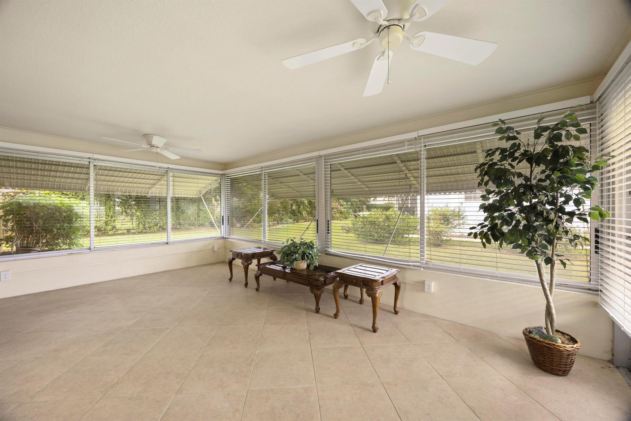 9603 SE Little Club Way S