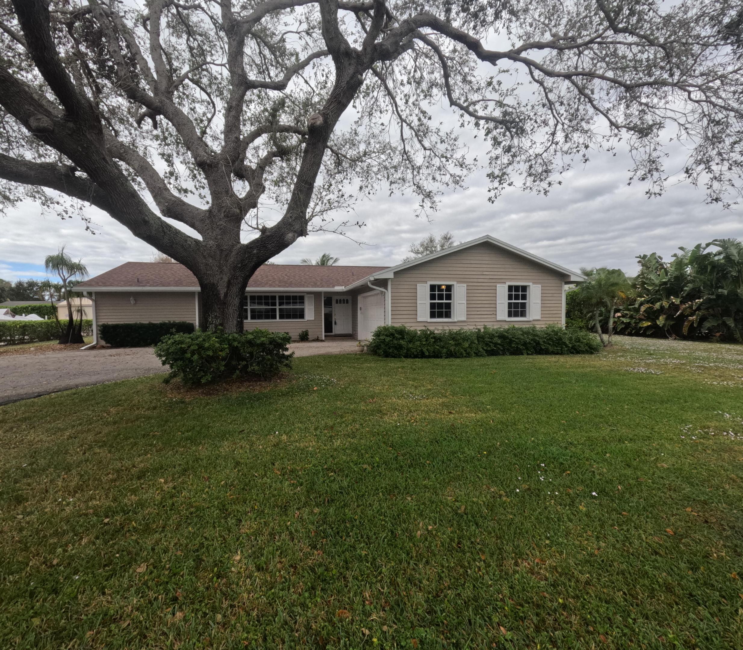 43 Yacht Club Place
