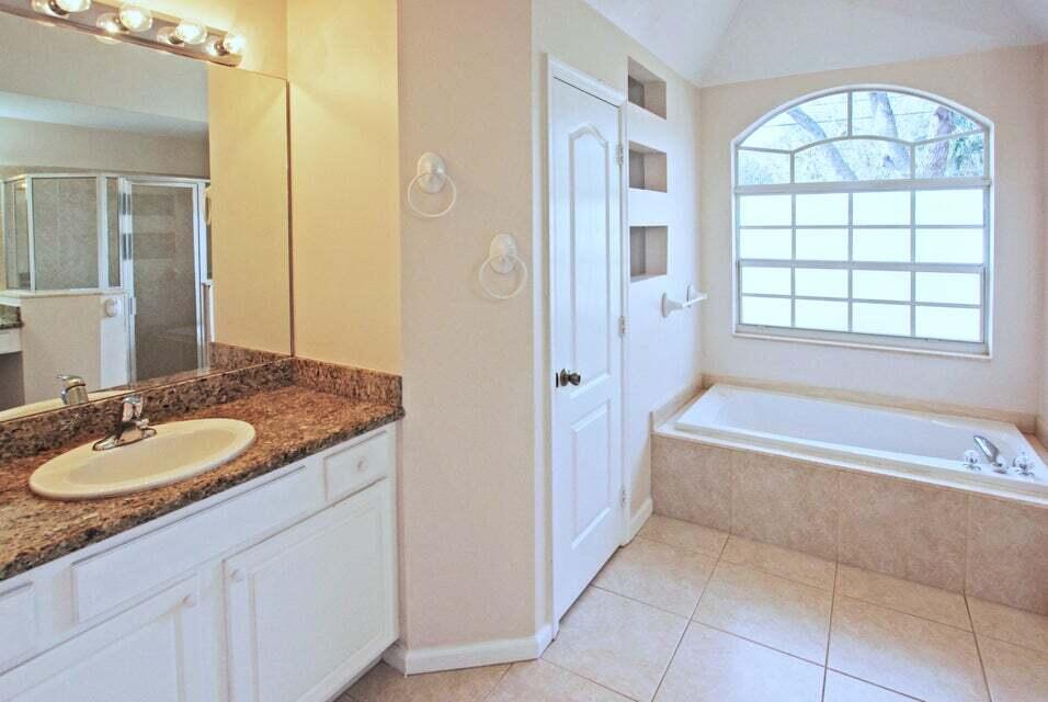 2155 SW Madruga Street