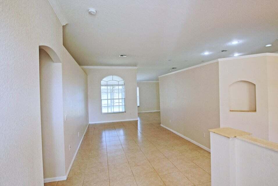 2155 SW Madruga Street