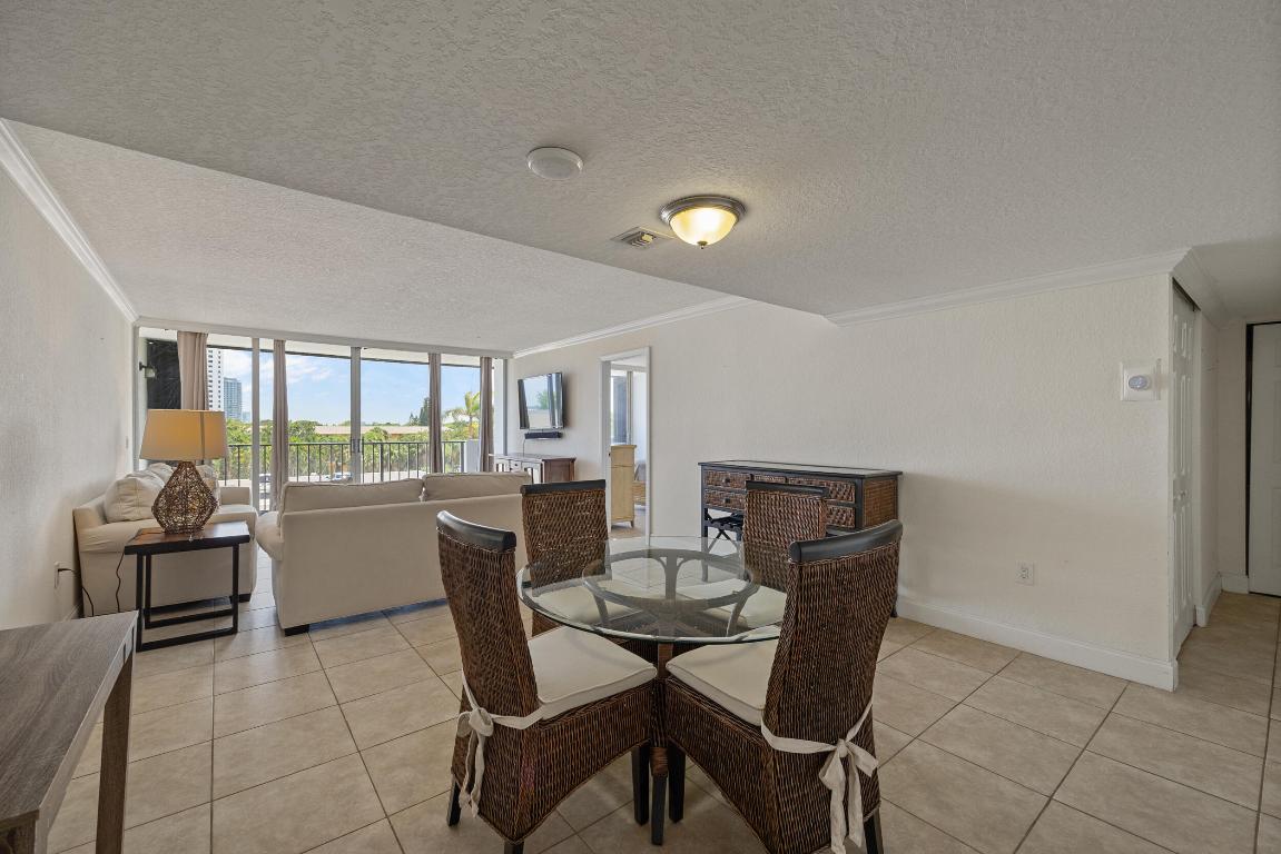 5600 N Flagler Drive 305