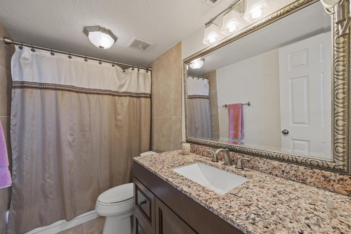 5600 N Flagler Drive 305