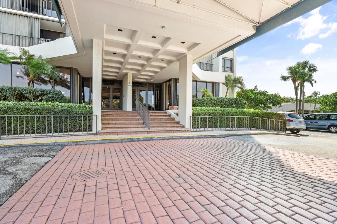 5600 N Flagler Drive 305