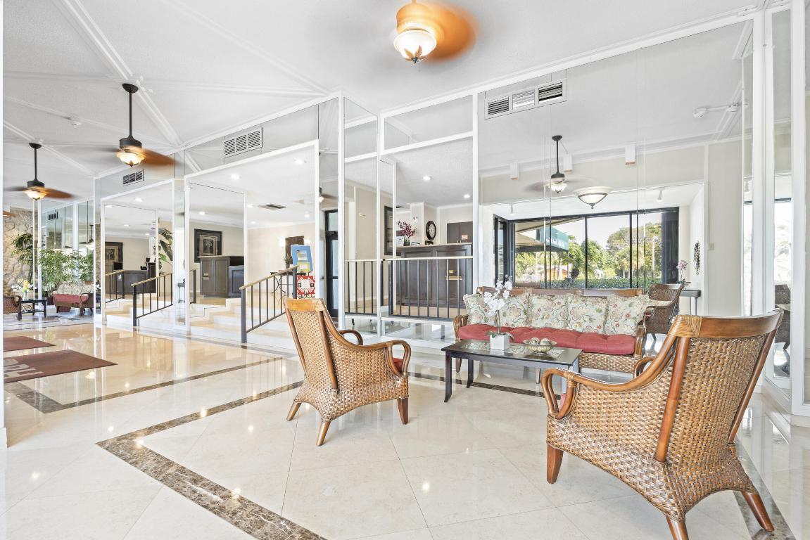 5600 N Flagler Drive 305