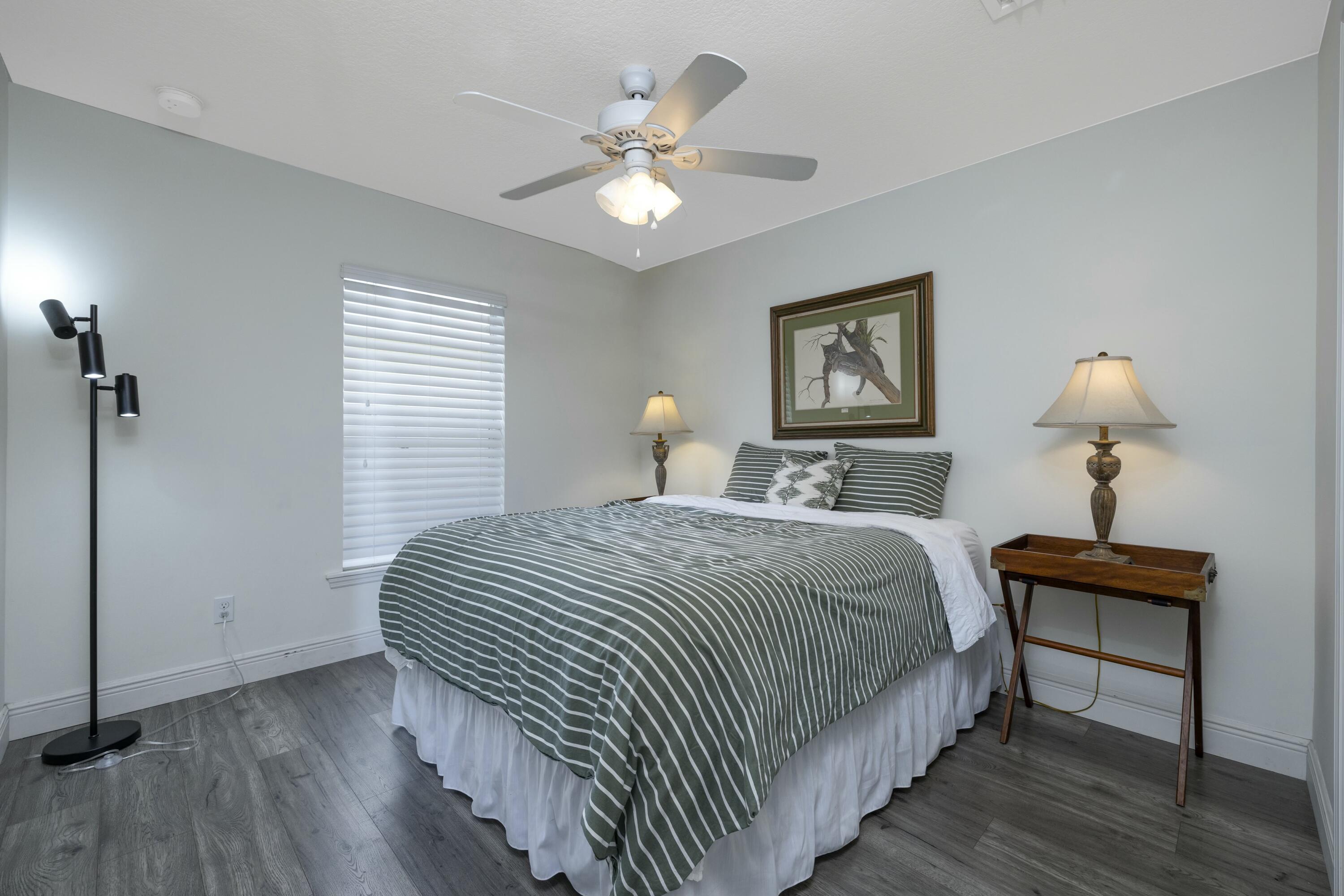 807 SW 28th Street