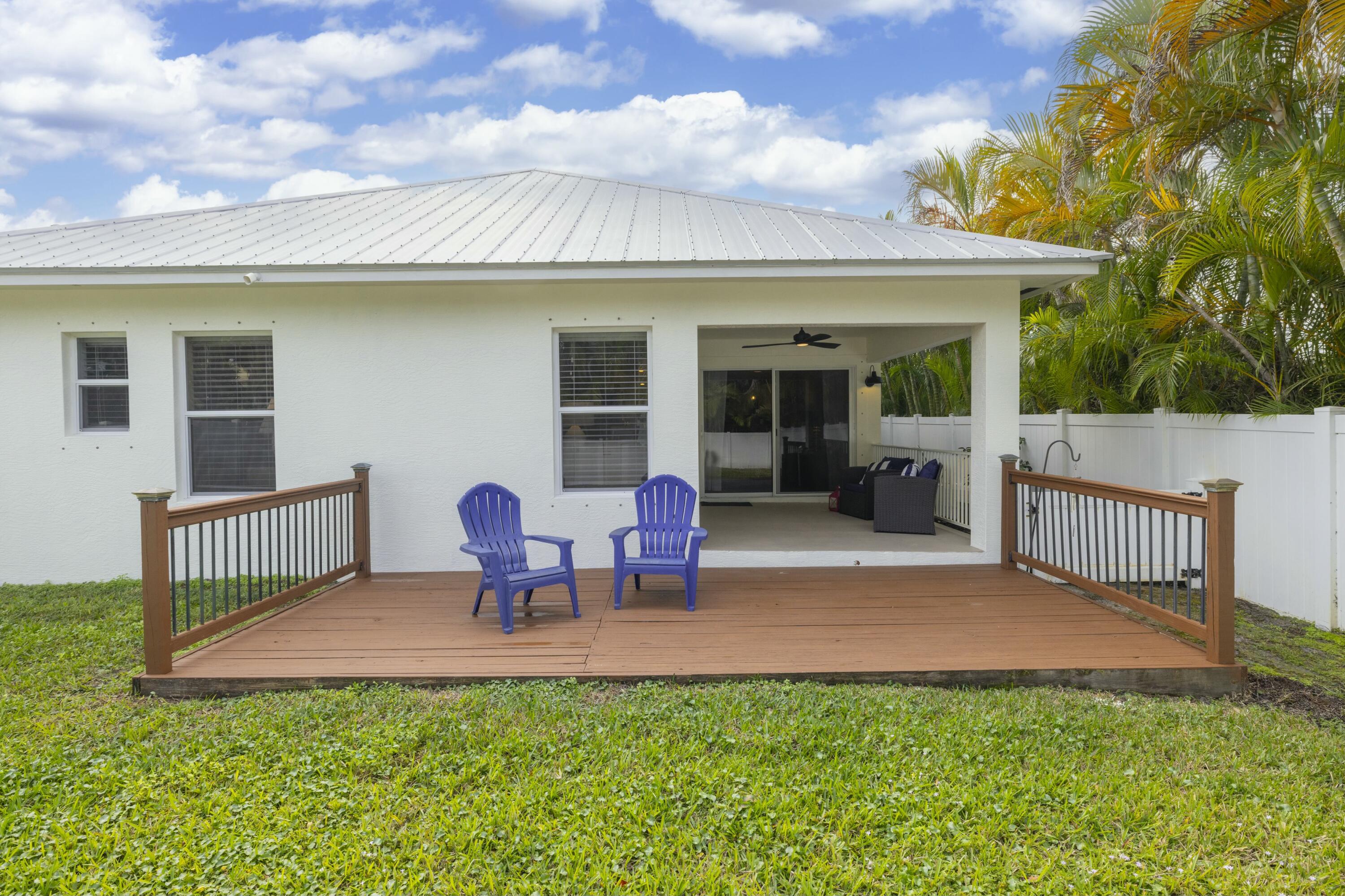 807 SW 28th Street