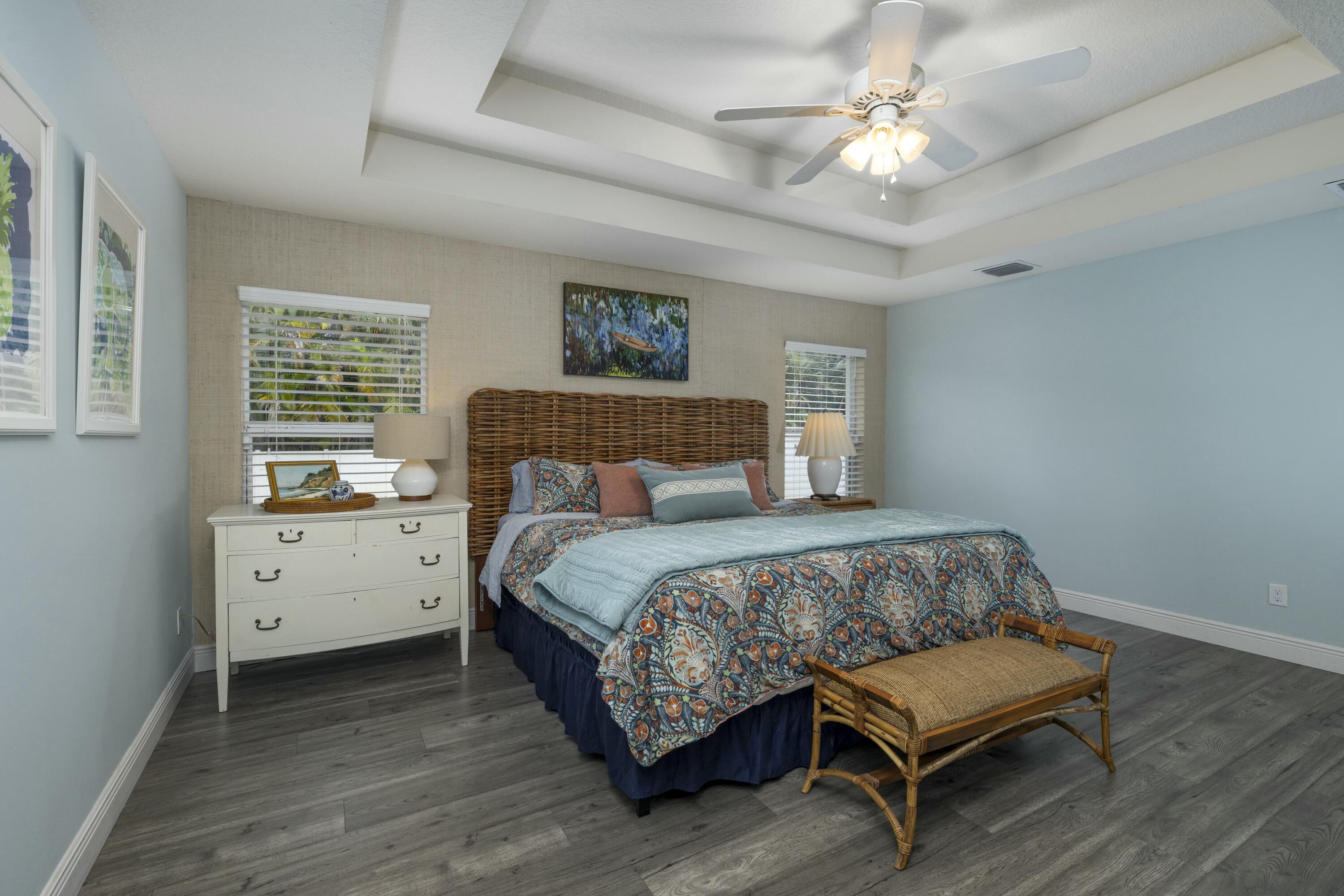 807 SW 28th Street