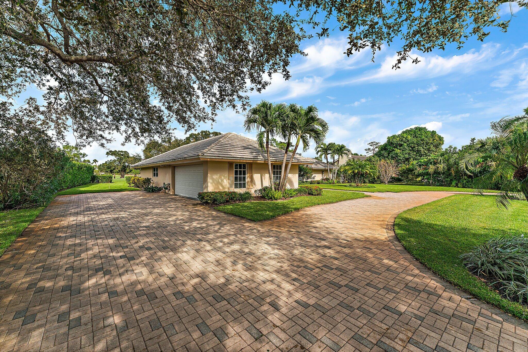 138 SE Turtle Creek Drive