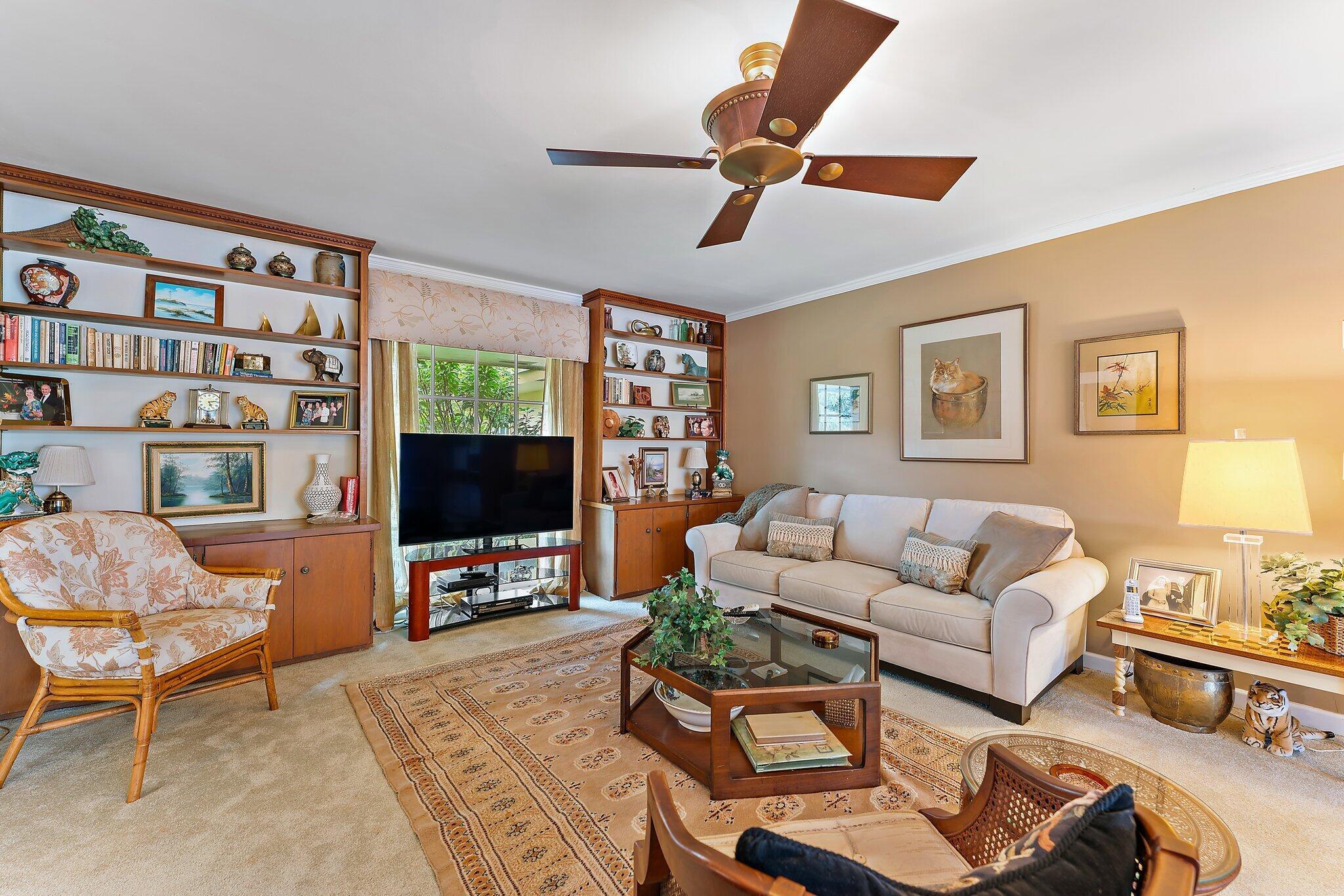 138 SE Turtle Creek Drive