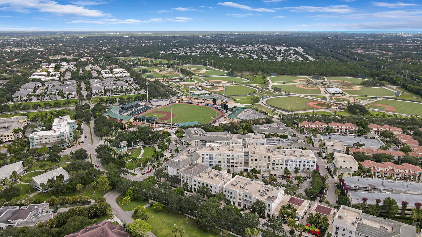 1203 Town Center 220 Drive 220