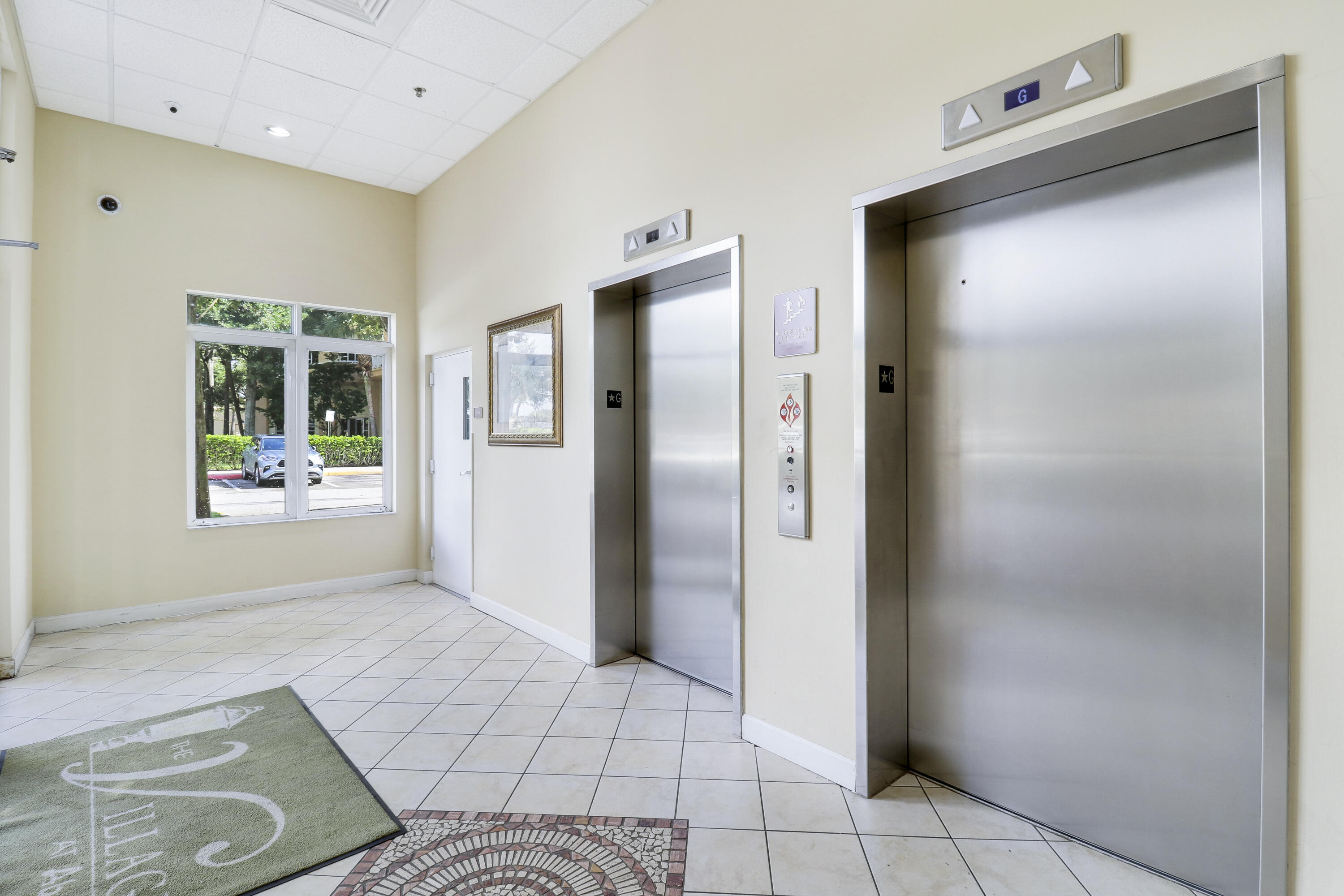 1203 Town Center 220 Drive 220