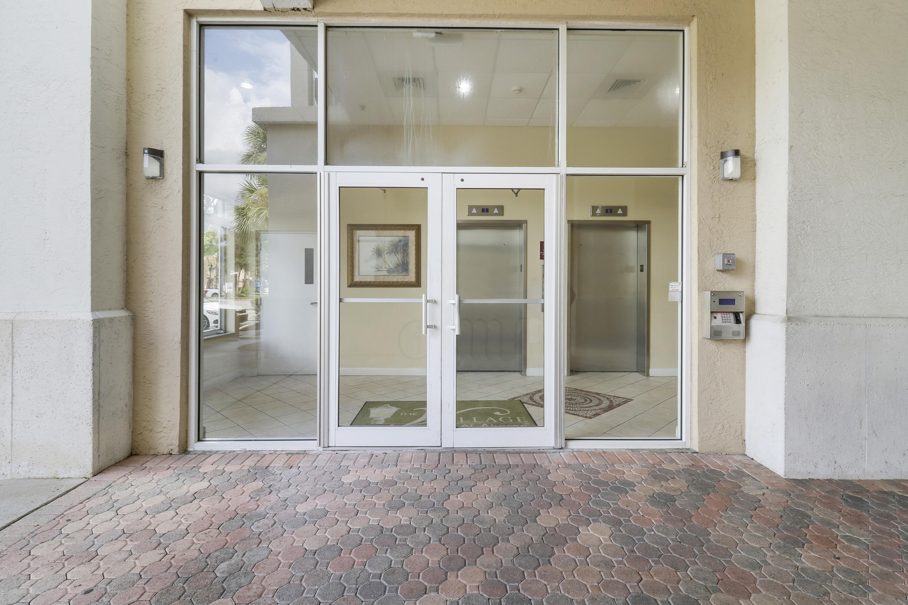 1203 Town Center 220 Drive 220