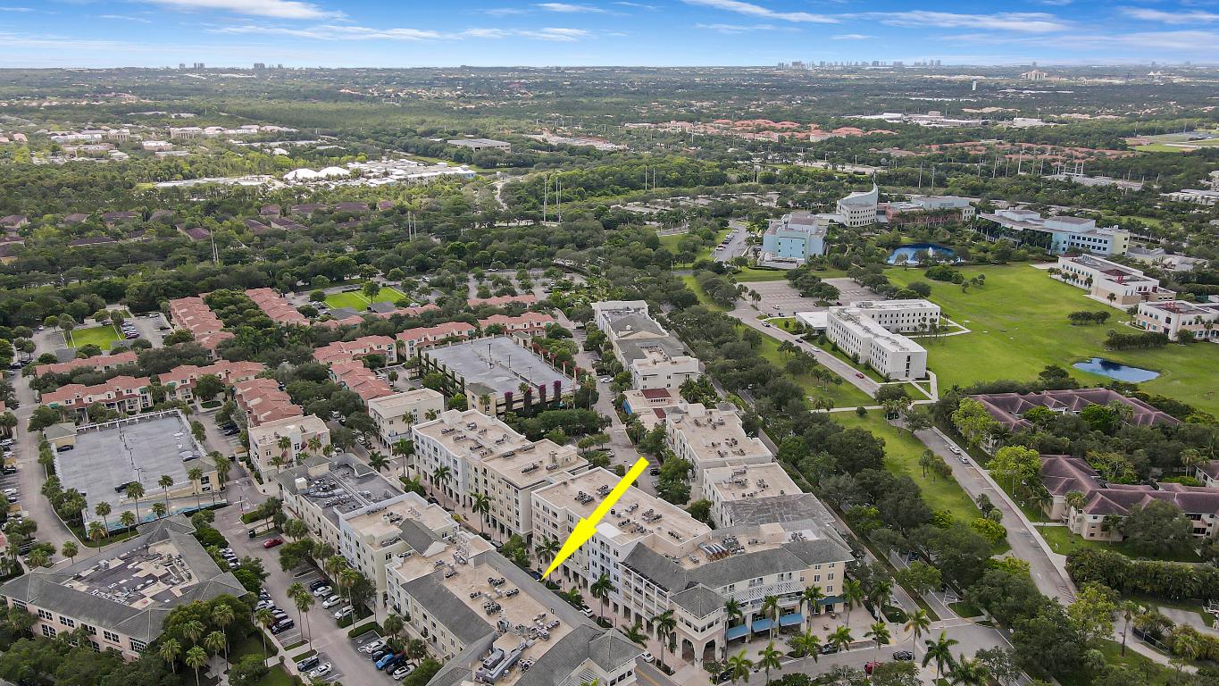 1203 Town Center 220 Drive 220