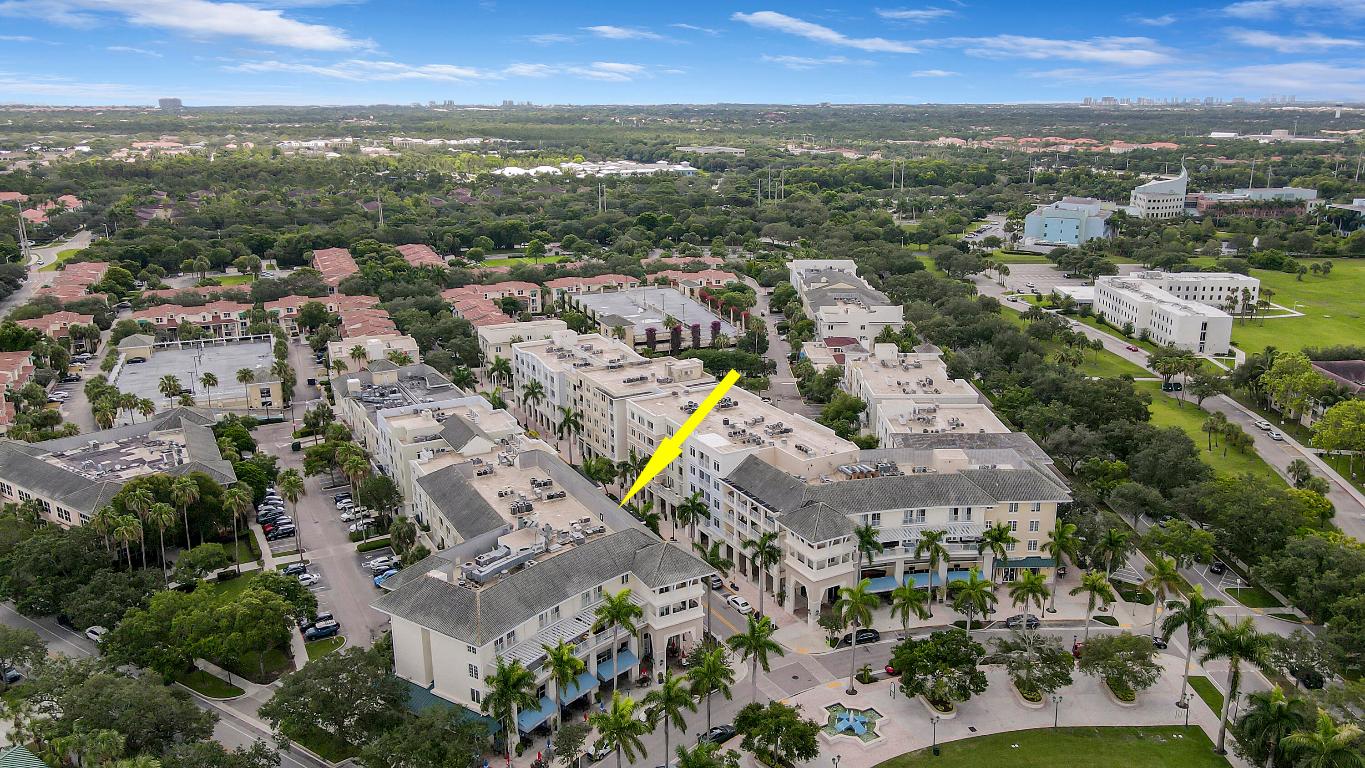 1203 Town Center 220 Drive 220