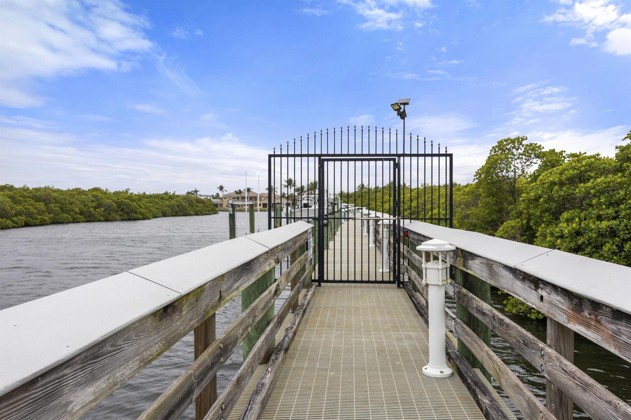 8968 SE Bayberry Terrace