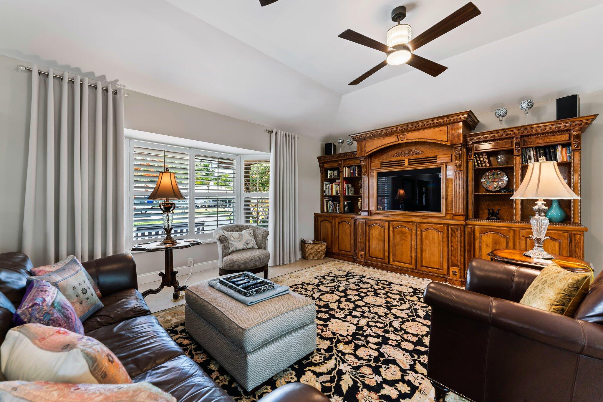230 Fairway W