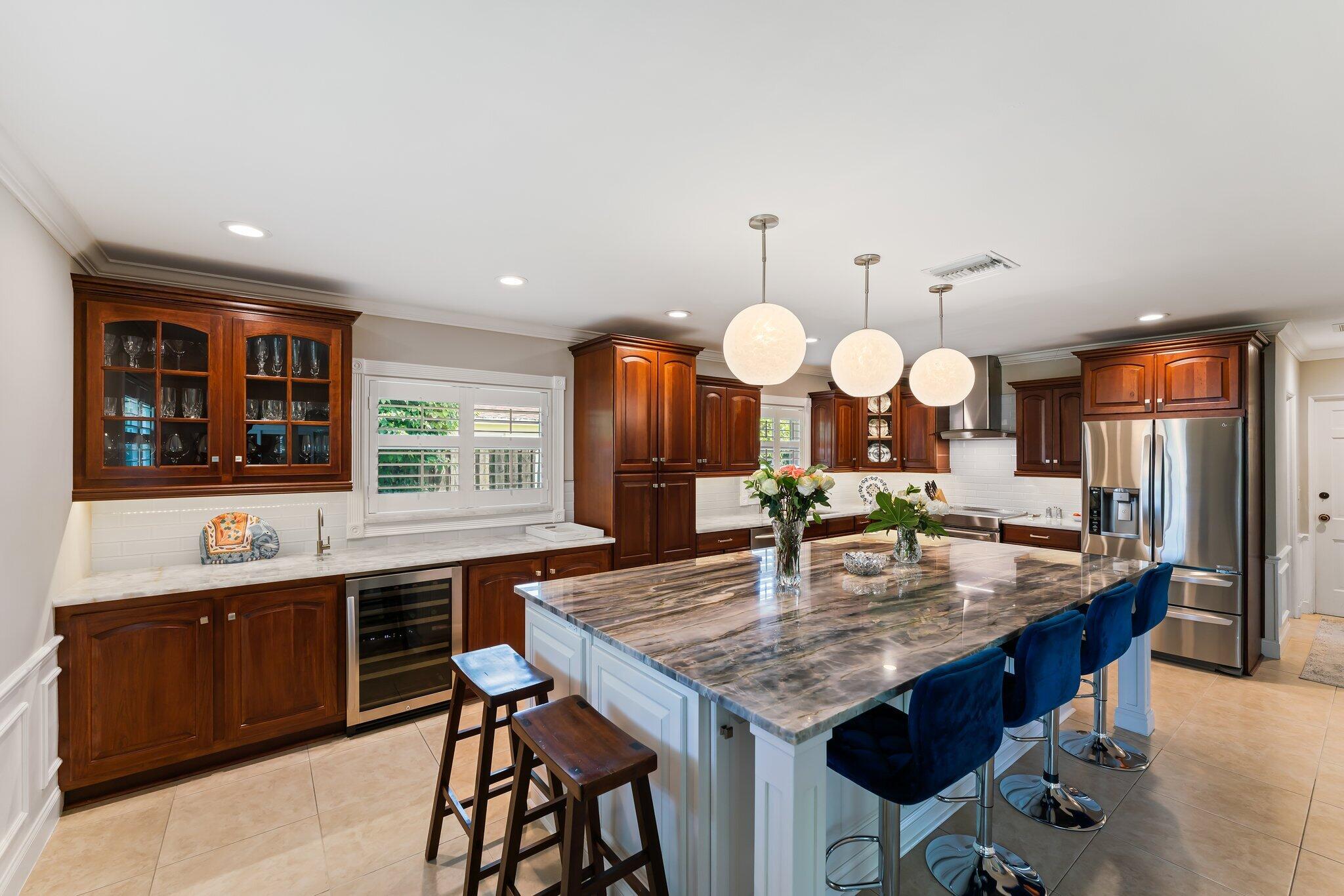 230 Fairway W