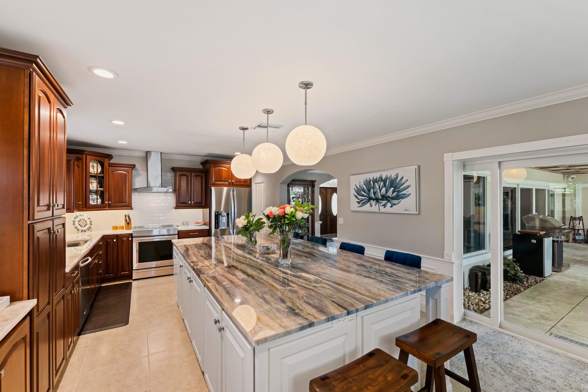 230 Fairway W
