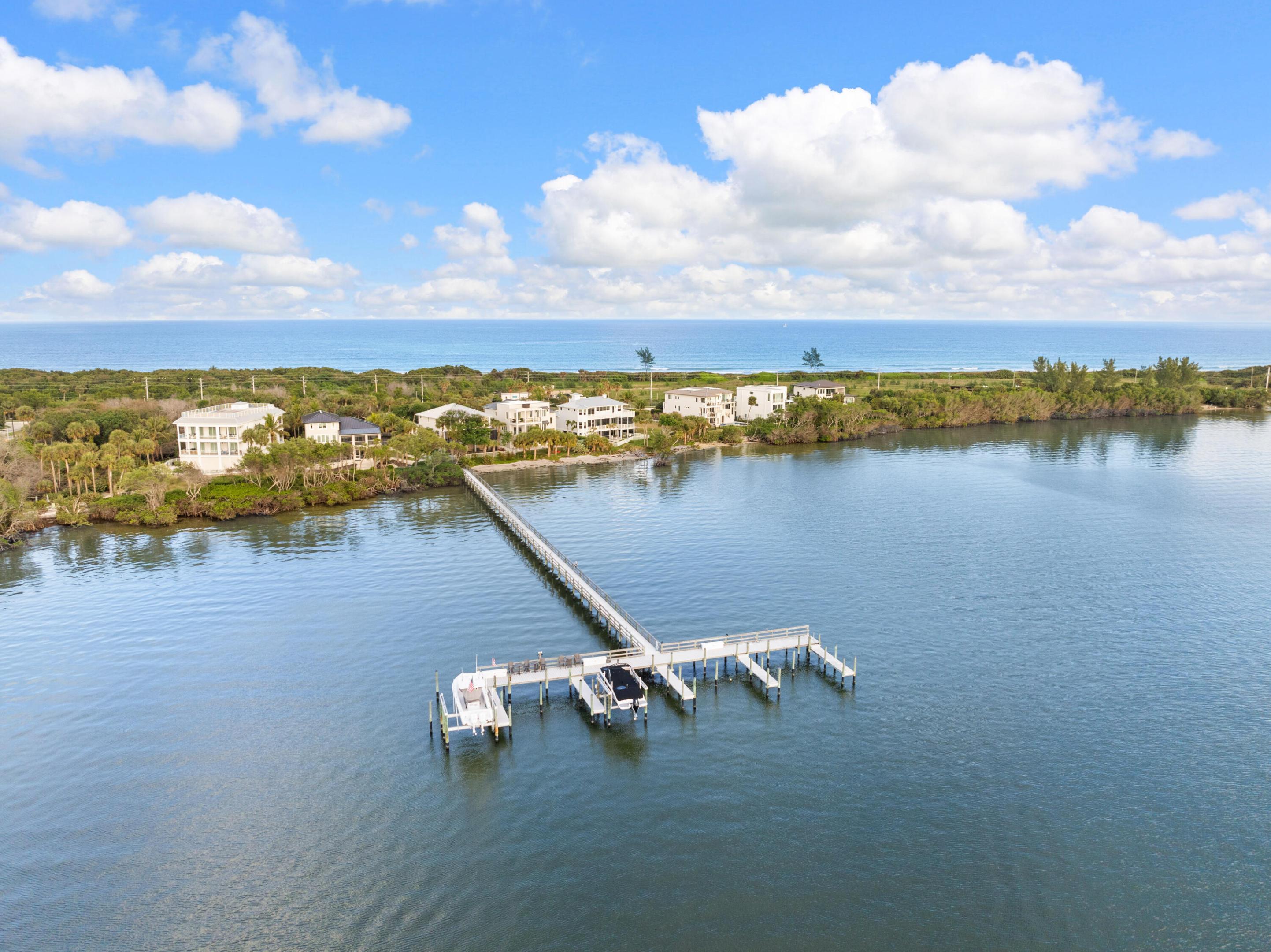 7671 Pelican Pointe Drive