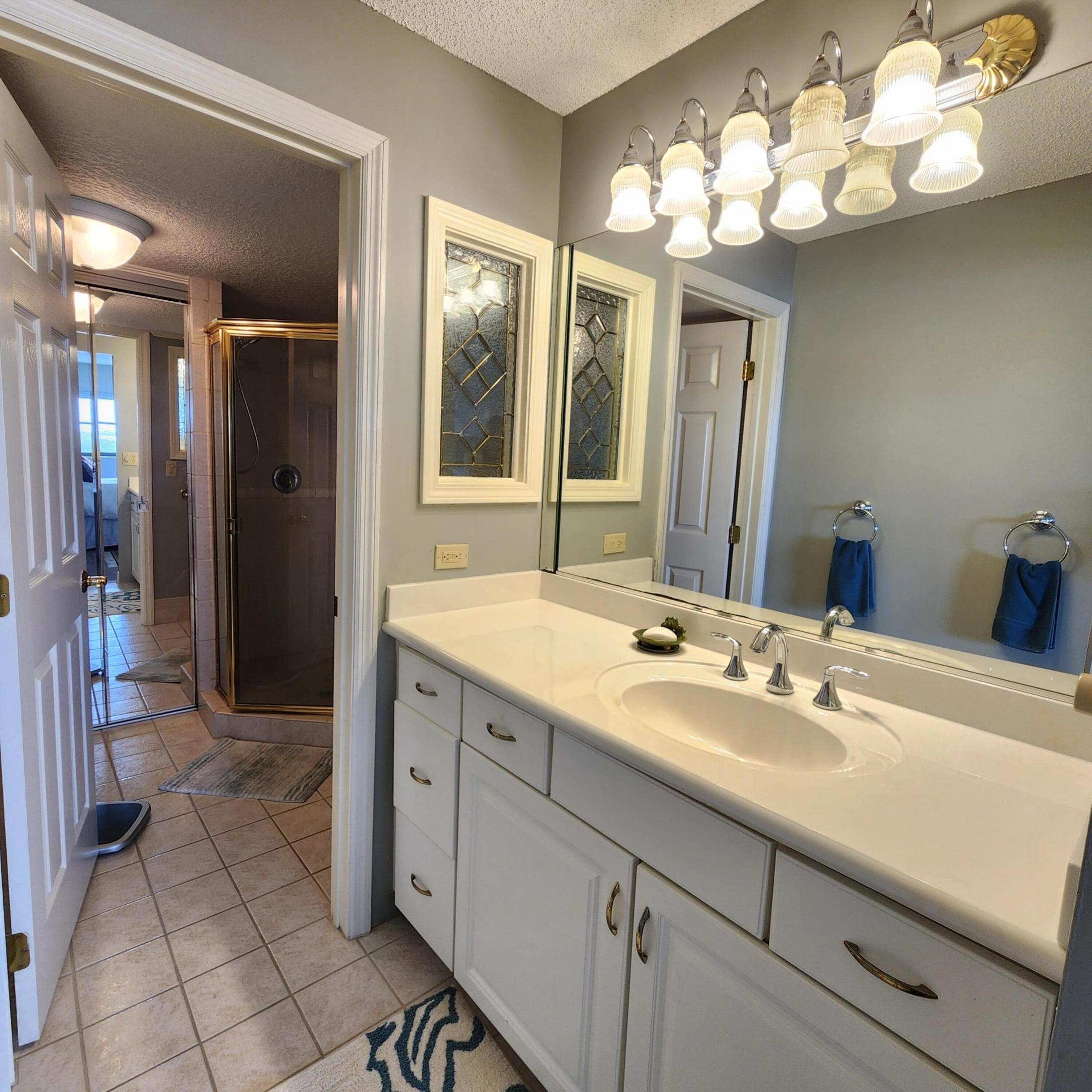 5155 N Highway A1a 211